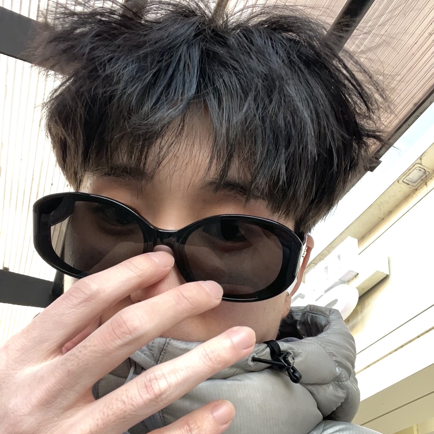 Sansan Gear Logo Beanie Charcoal - 23FW, Sansan Gear Suffix Puffer Jacket Grey - 24FW 착용 스타일 - 2