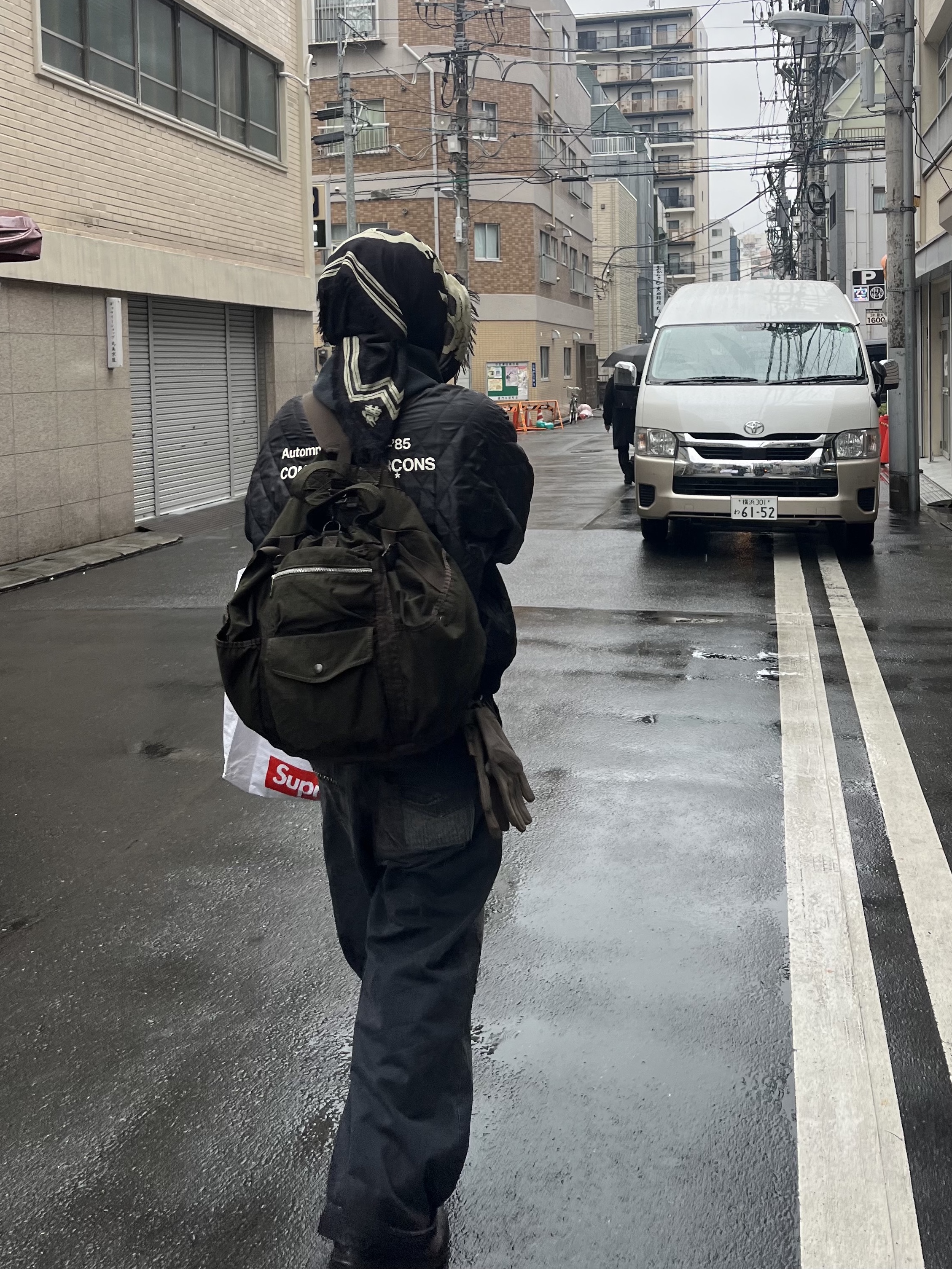 Porter Crag Rucksack Olive, Kapital Katsuragi Port Baggy Pants Black 착용 스타일