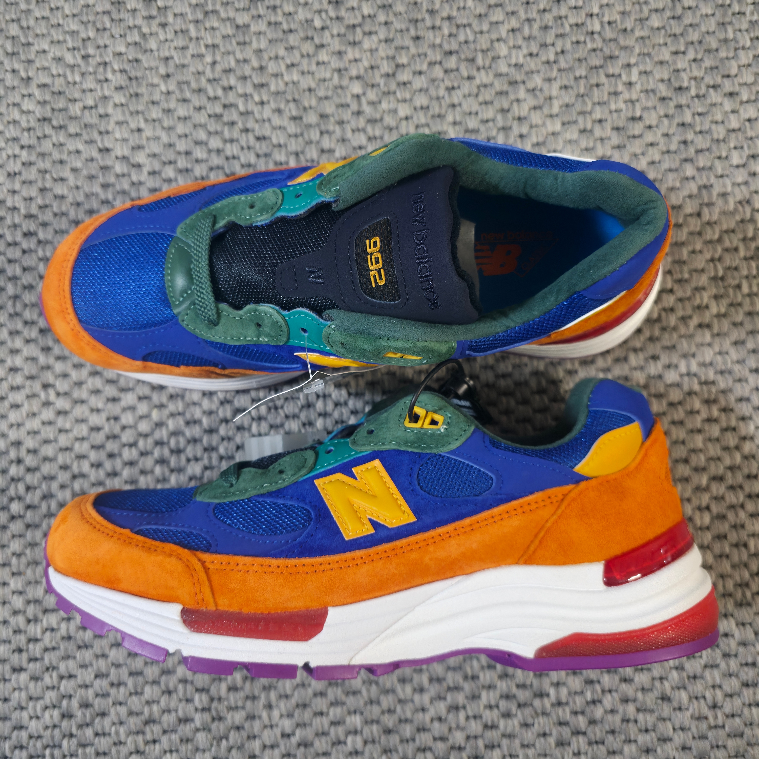 New Balance 992 Made in USA Multi-Color 착용 스타일 - 1