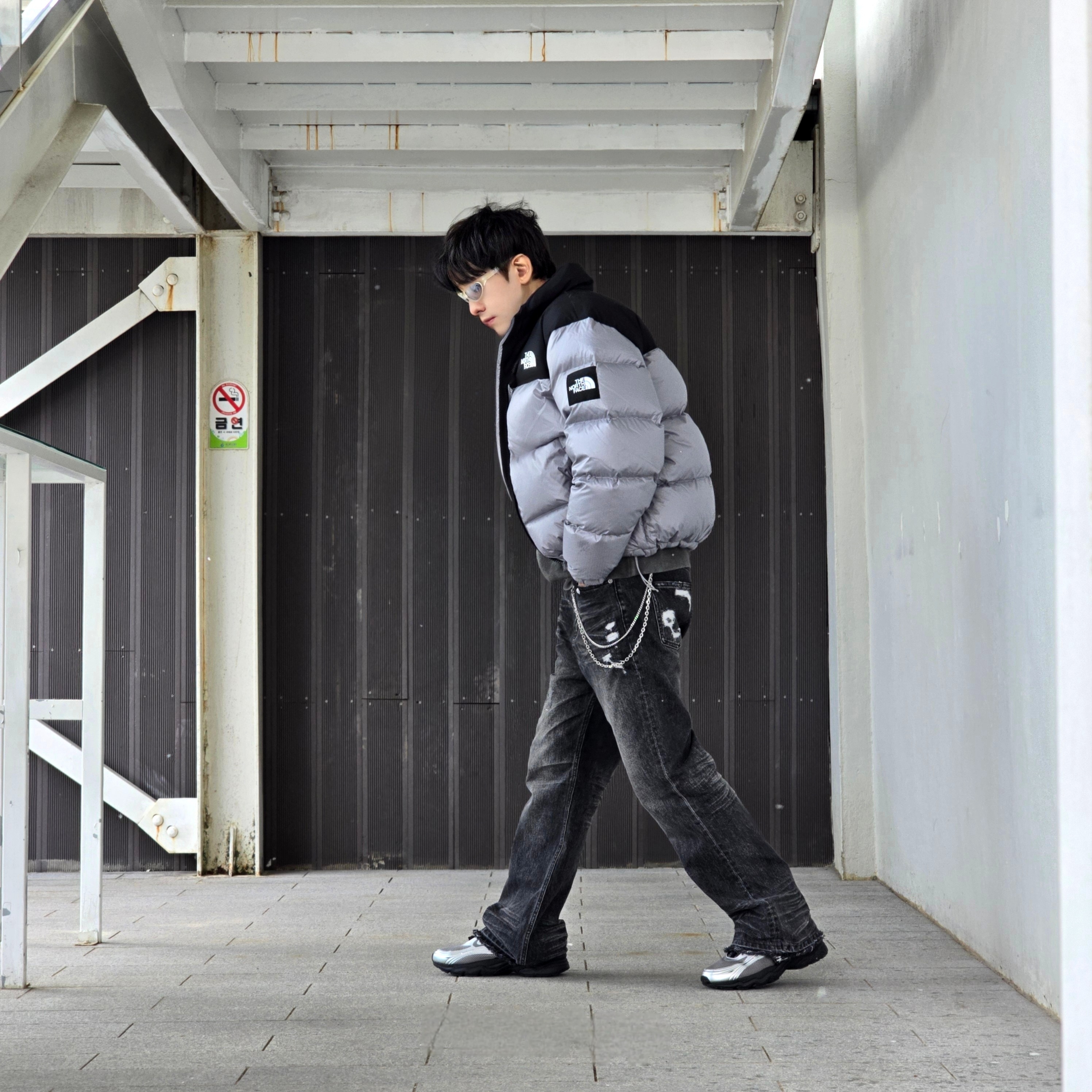 The North Face White Label Novelty Nuptse Down Jacket Heather Gray, [6% 적립] FILA Pantera 99/25 Silver 착용 스타일 - 8