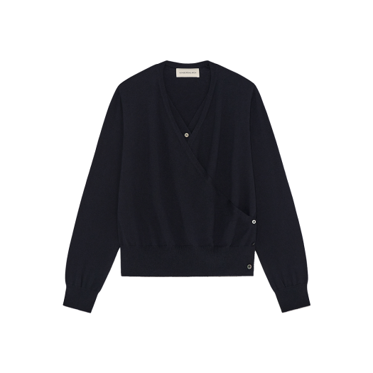 BOHEMIAN SEOUL | 보헤미안서울 Bohemian Seoul Button V-Neck Slit Knit Melange Gray  #보헴서니트,#보헴서,#보헤미안서울,#버헤미안서울브이넥,#보헤미안서울니트 on Bunjang Global Site.