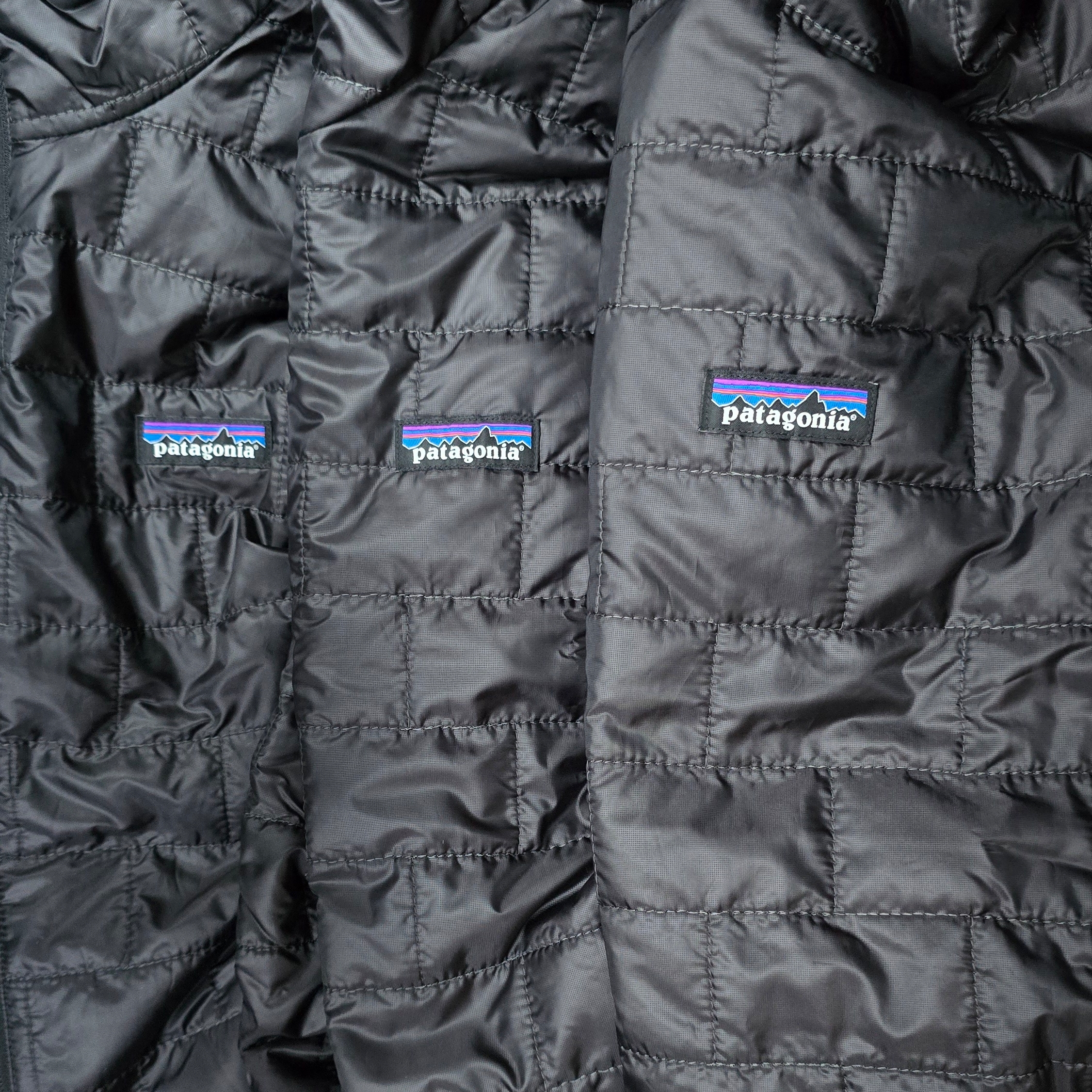 Patagonia Nano Puff Hoody Black 착용 스타일