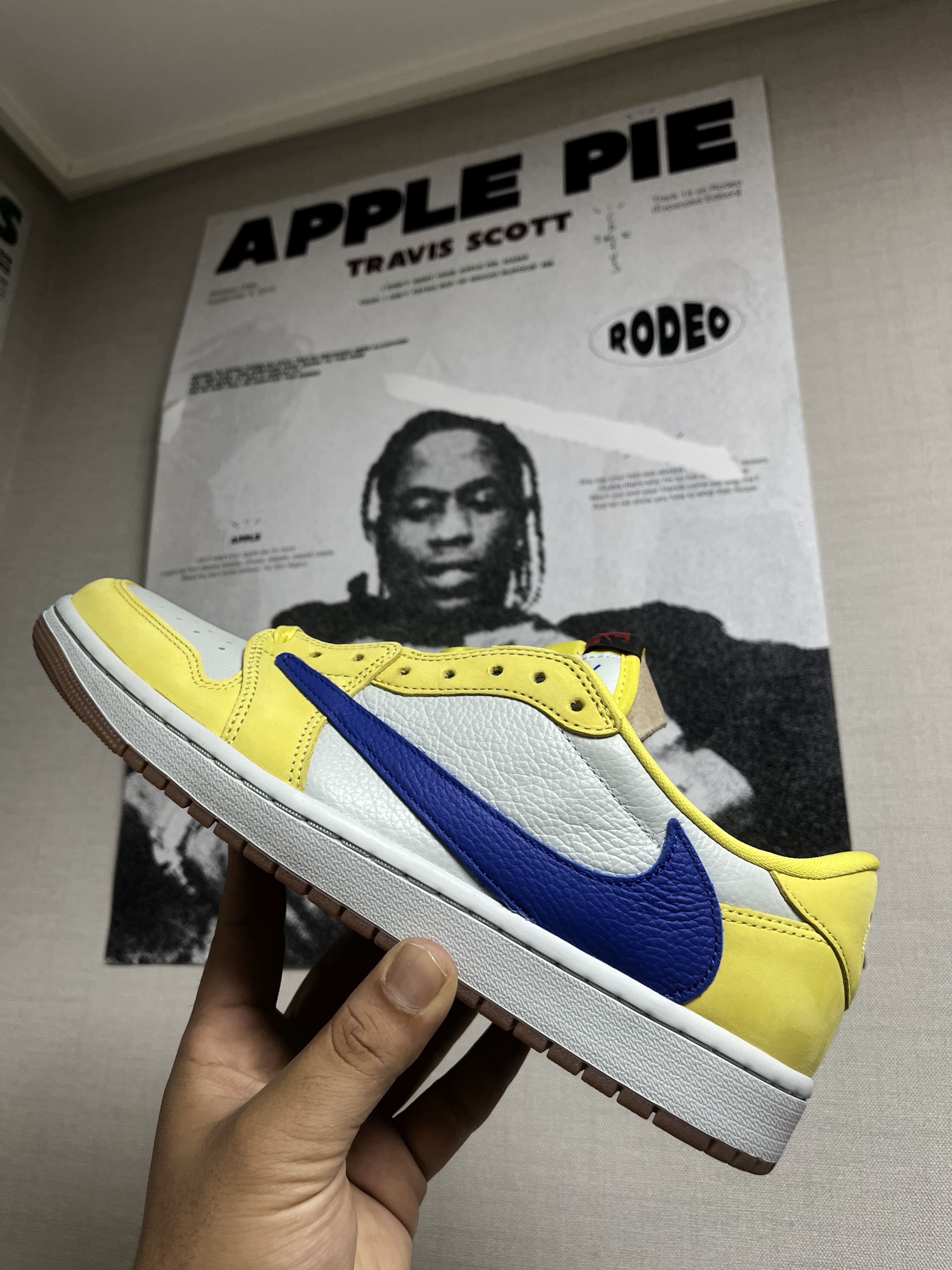 Salomon x Sandy Liang XT-Whisper Fairy Tale Silver, Jordan 1 Retro High OG Chicago 2022 착용 스타일 - 4