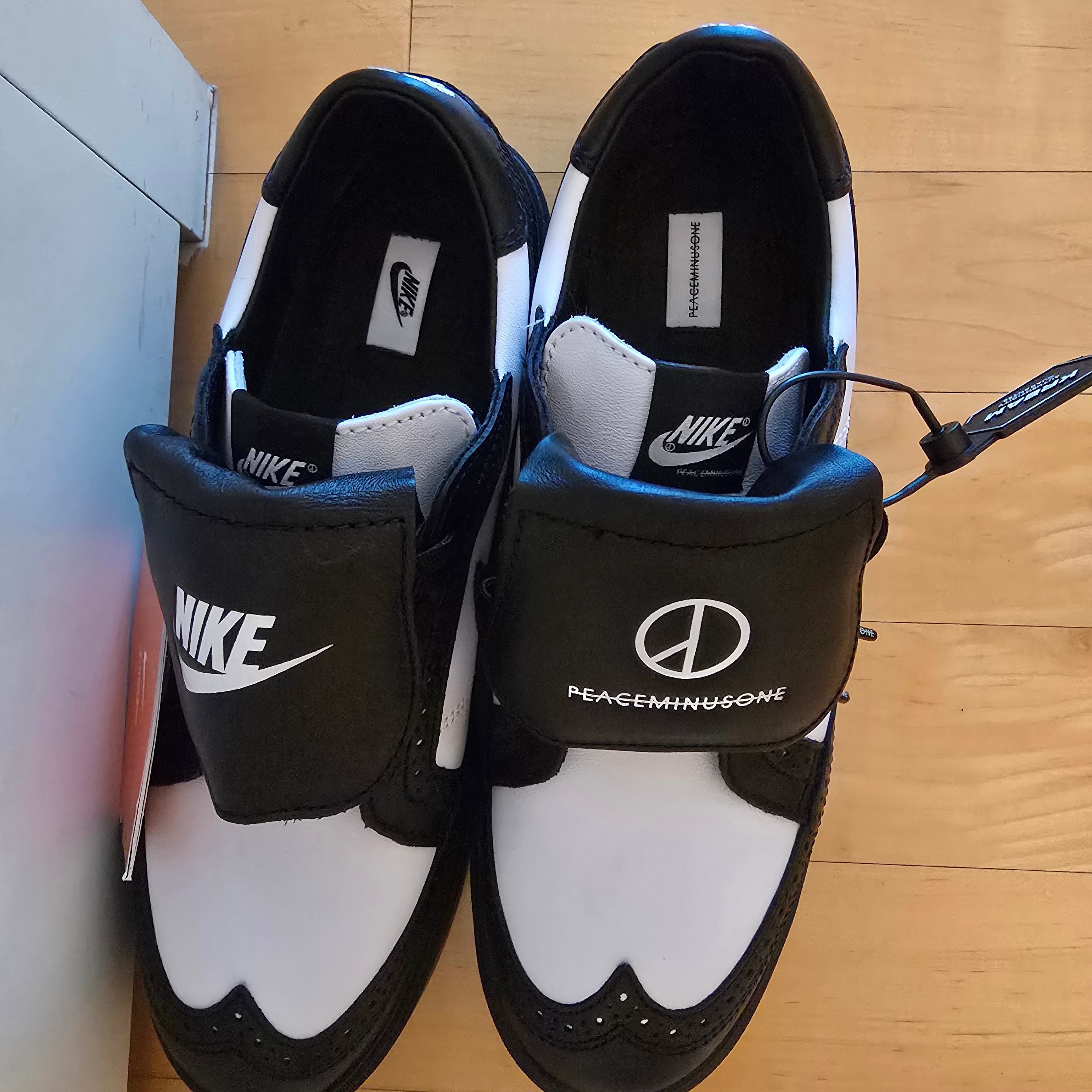 Nike x Peaceminusone Kwondo1 Black and White 착용 스타일 - 1
