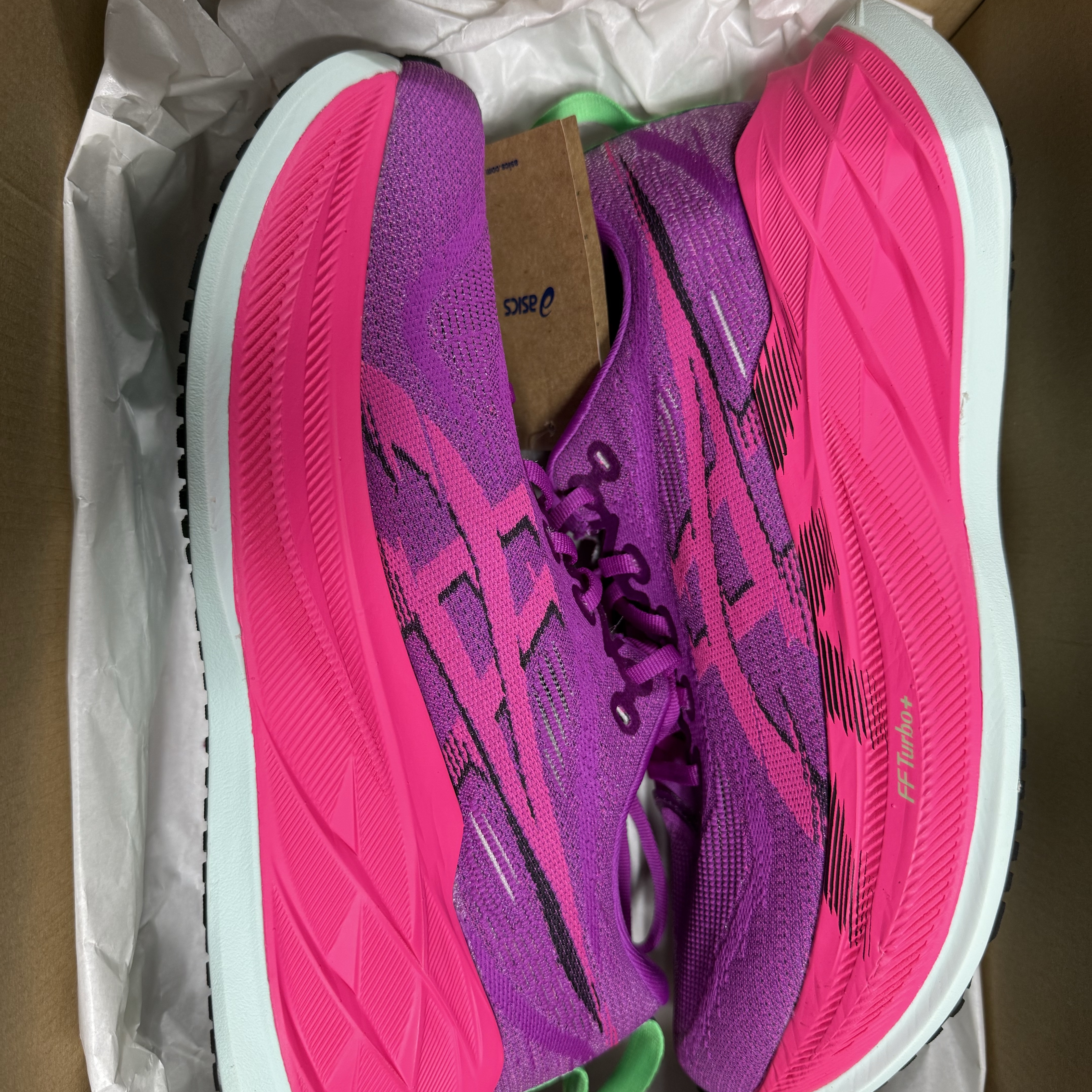Asics Superblast 2 Bold Magenta Pink Glo 착용 스타일
