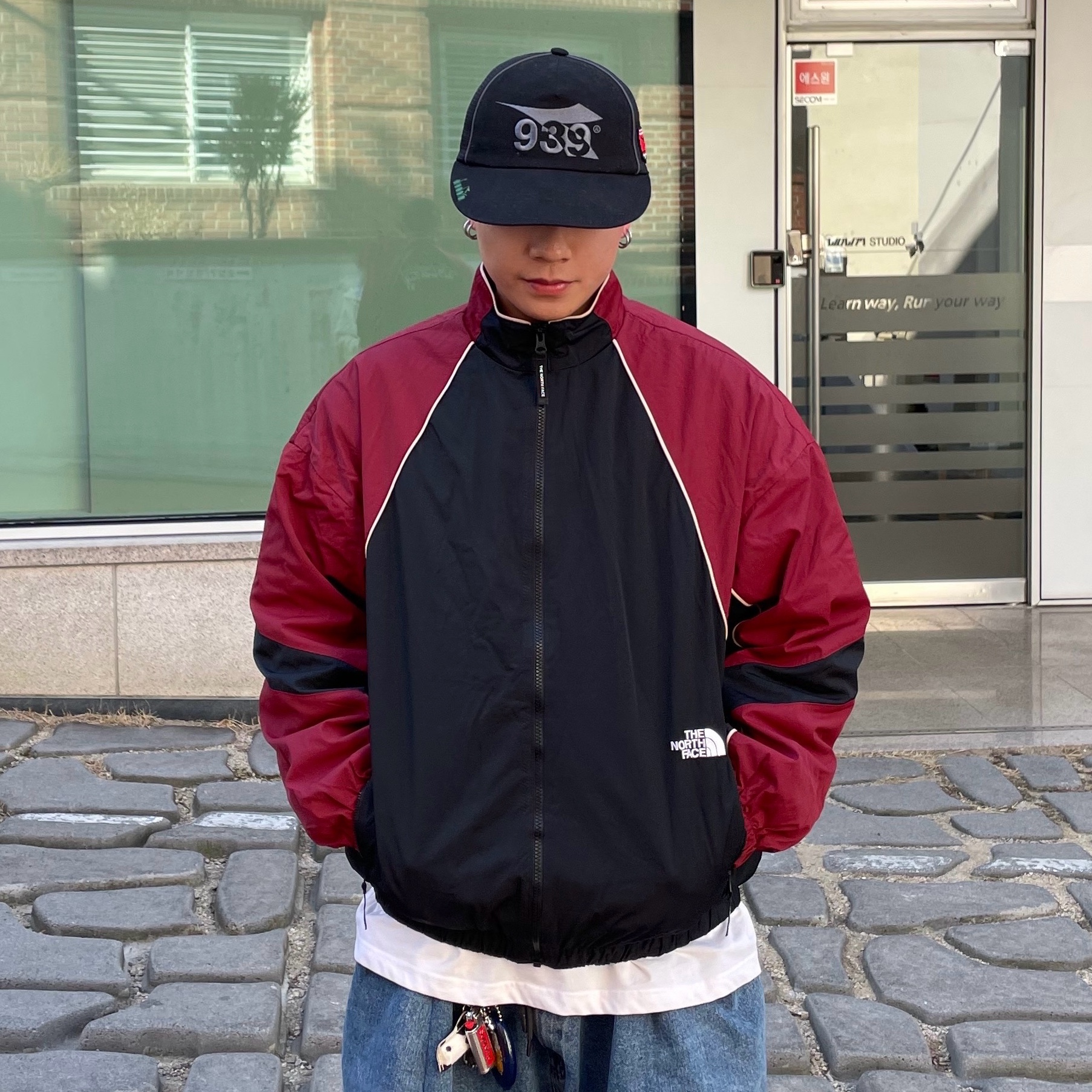 Timberland x Humberto Leon 6 Inch Boot Wheat Nubuck - Medium, The North Face TNF Crew Jacket Black - 25SS 착용 스타일 - 2