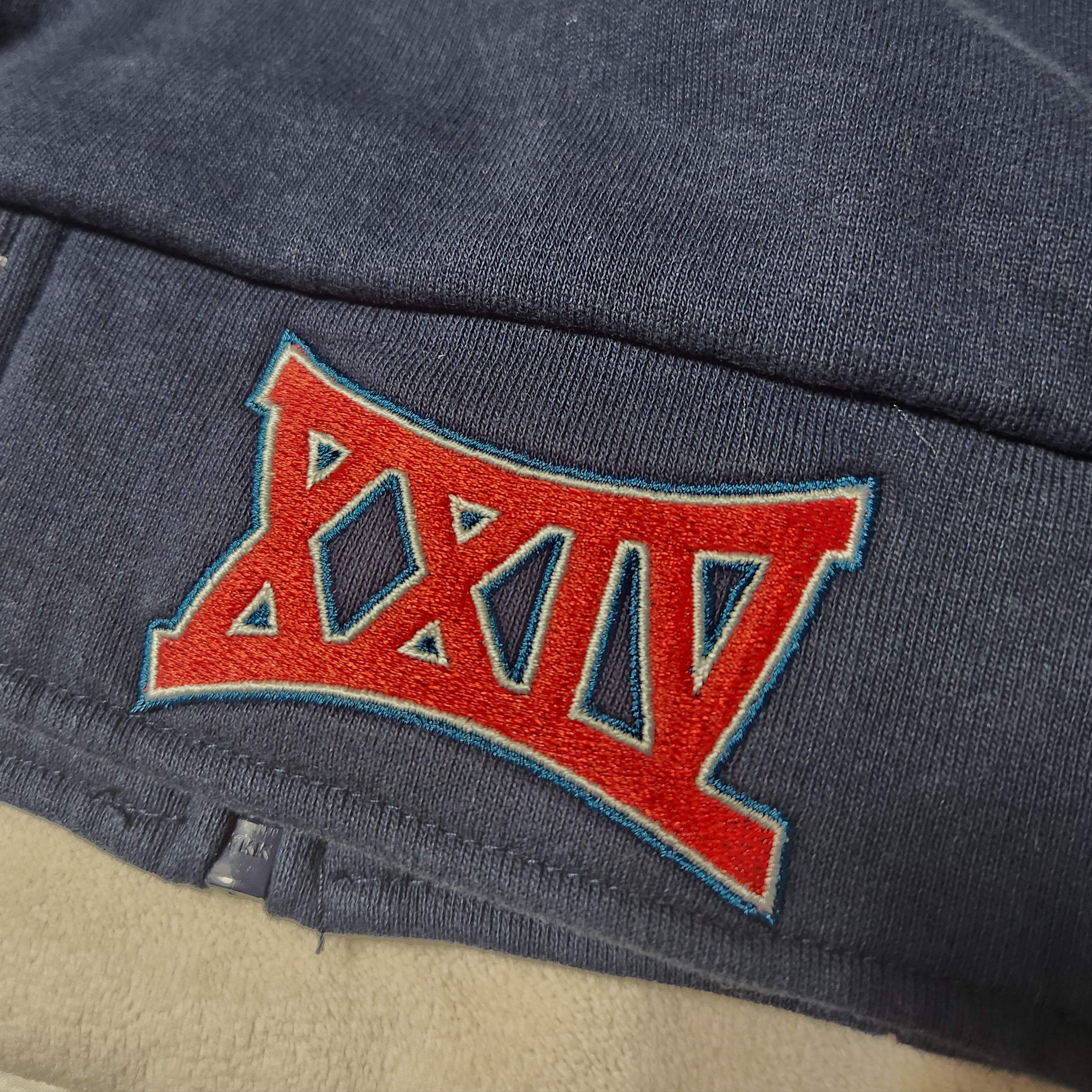 Supreme Playoffs Zip Up Hooded Sweatshirt Navy - 25SS, Supreme Military Camp Cap Dark Royal - 25SS 착용 스타일 - 9