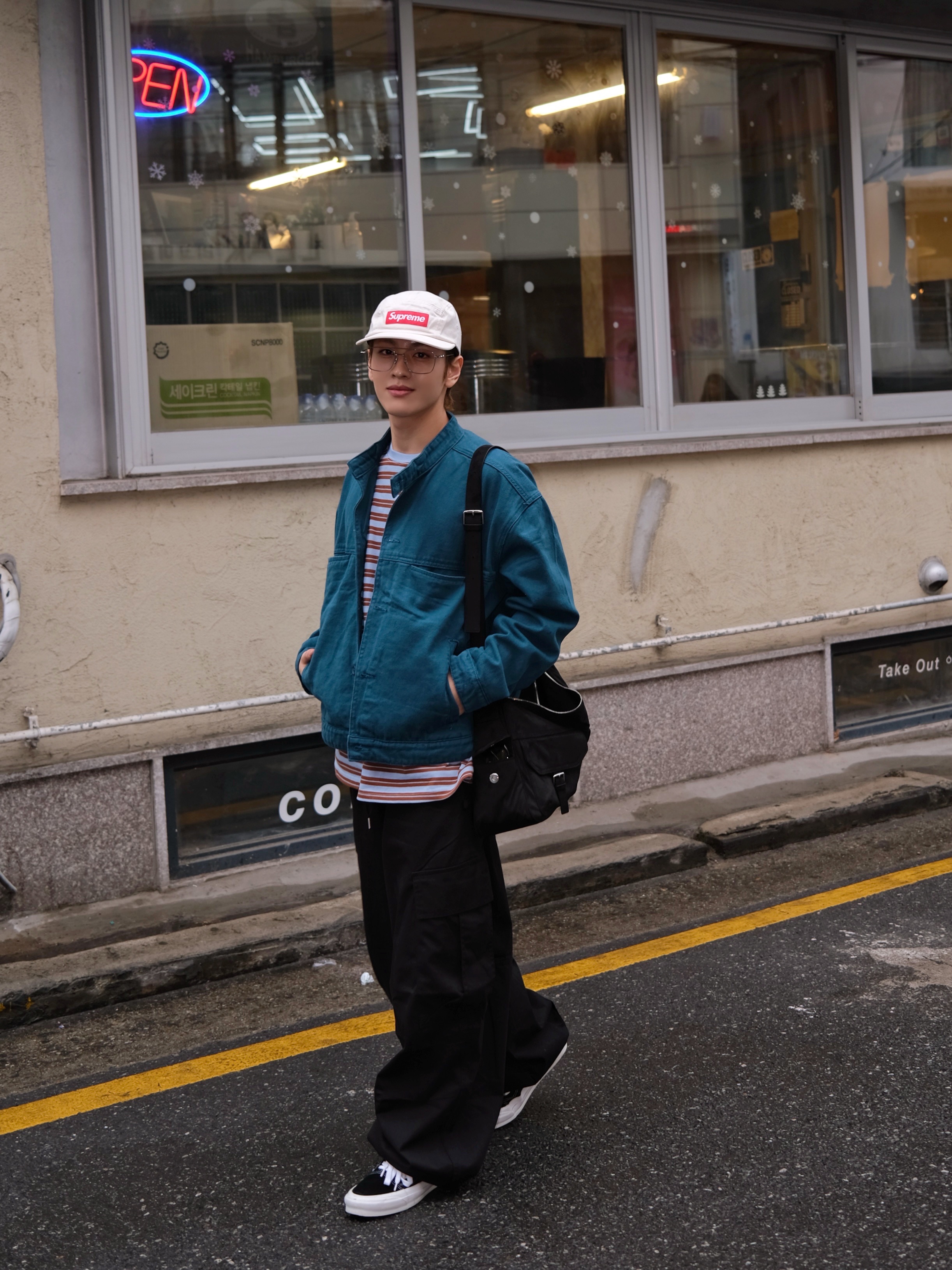 Vans Vault OG Old Skool LX Black, Supreme Washed Chino Twill Camp Cap Natural - 24SS 착용 스타일 - 4