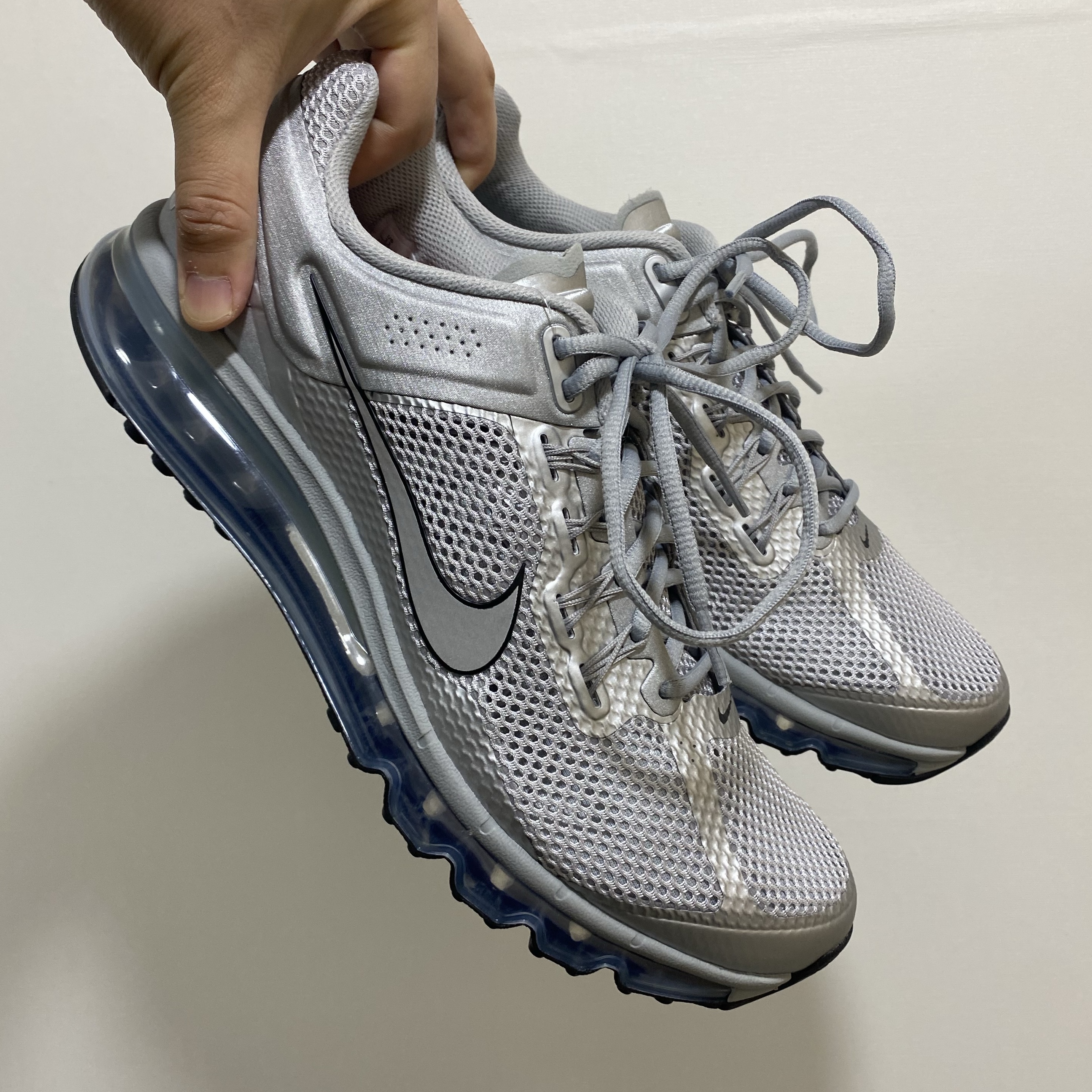 Nike Air Max 2013 Metallic Silver Flat Silver 착용 스타일 - 1