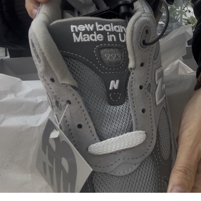 (W) New Balance 993 Made in USA Grey - B Standard 착용 스타일