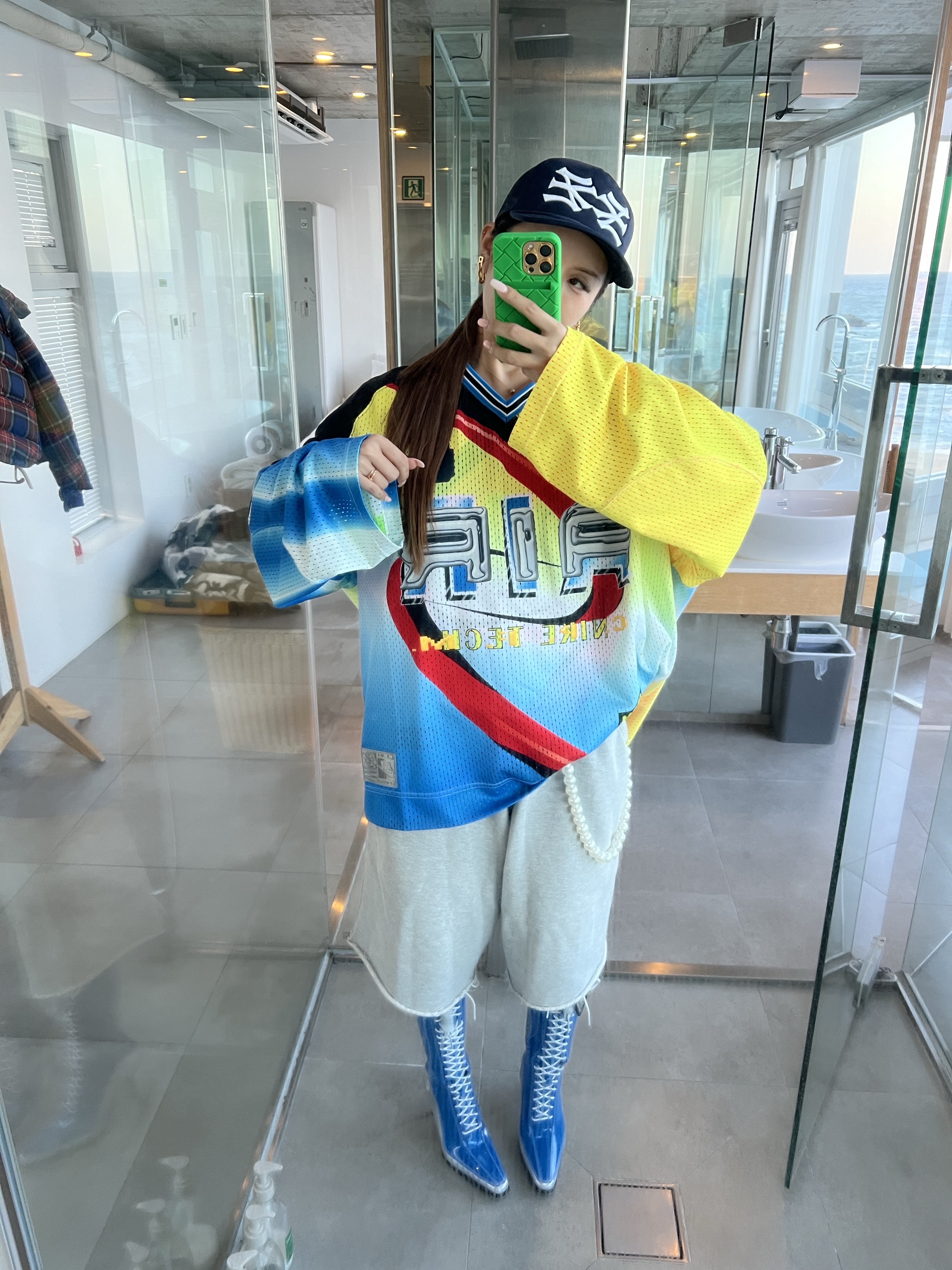 Nike x Cactus Plant Flea Market Reversible Hockey Jersey Yellow Blue 착용 스타일 - 6