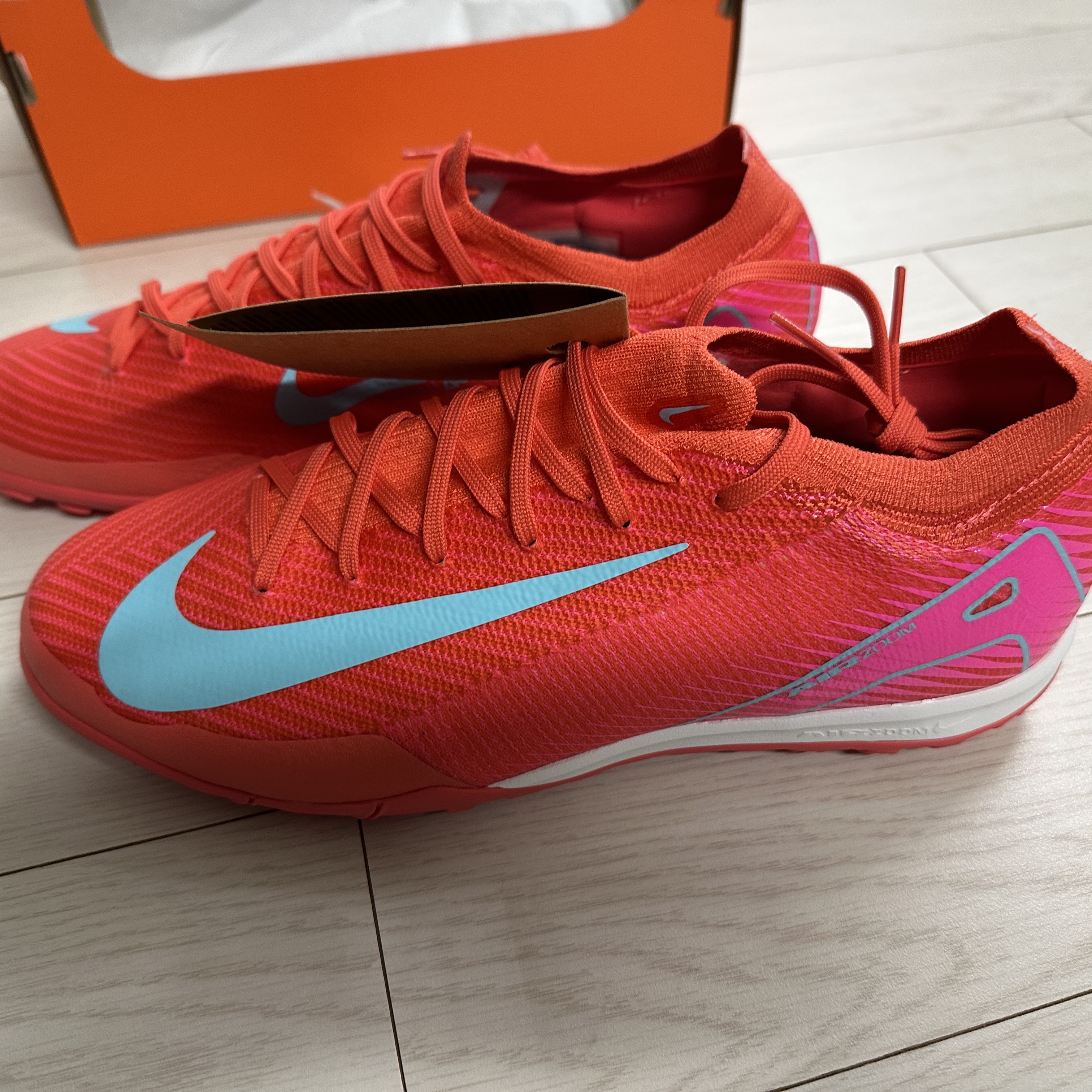 Nike Zoom Mercurial Vapor 16 Pro TF Ember Glow Aurora Green 착용 스타일