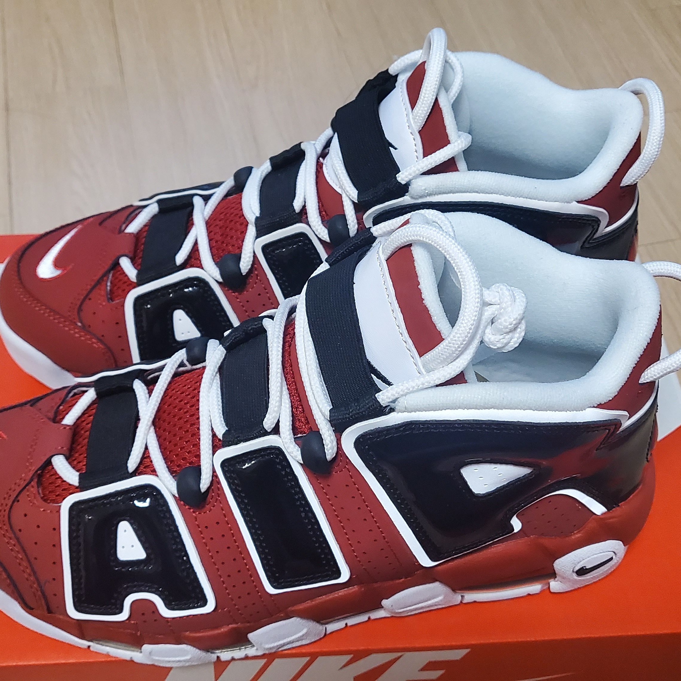 Nike Air More Uptempo 96 Bulls 2021 착용 스타일