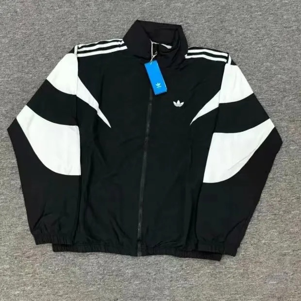 Adidas Rekive Woven Track Jacket Black - KR Sizing 착용 스타일 - 3
