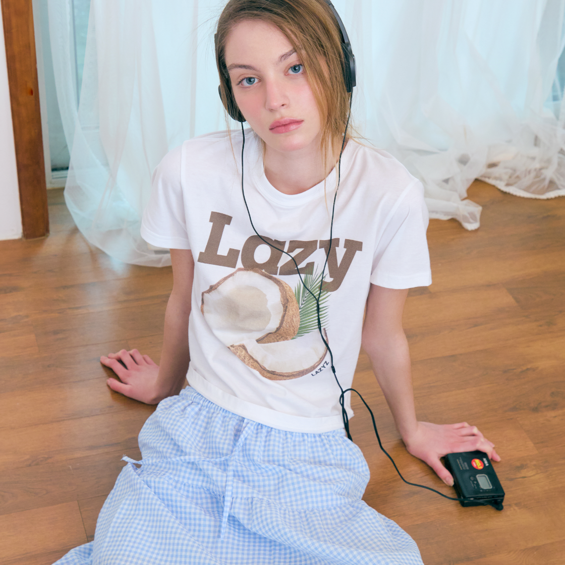 레이지지 레이지 코코넛 크롭티셔츠 화이트(Lazyz Lazy Coconut Crop T-Shirt White) - 4