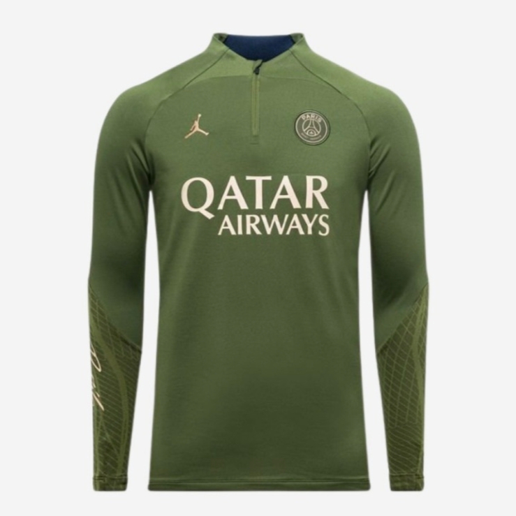 Jordan x Paris Saint-Germain 23/24 Dri-Fit Strike 4th Soccer Drill Top Rough Green Dark Obsidian Hemp 착용 스타일