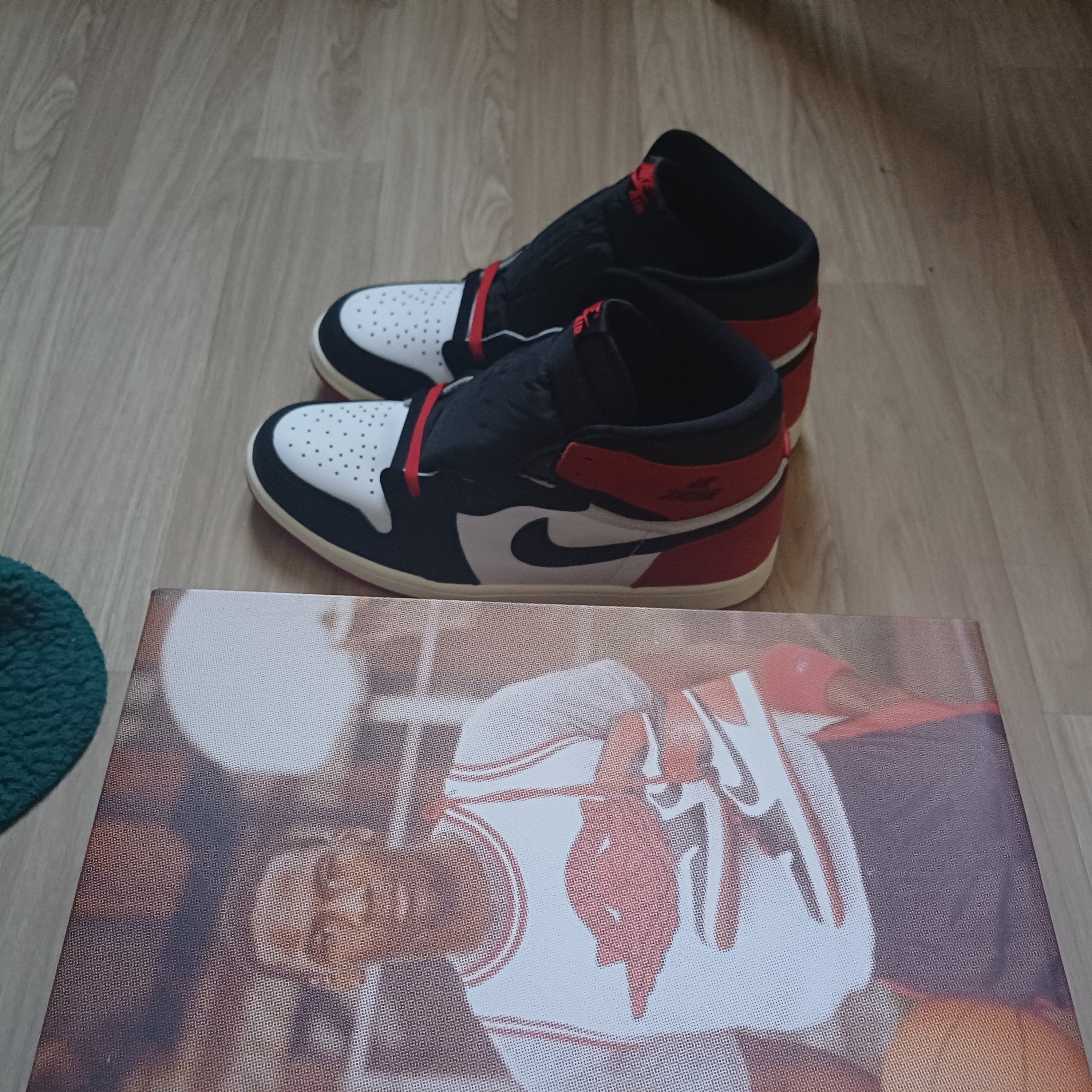 Jordan 1 Retro High OG Black Toe 착용 스타일