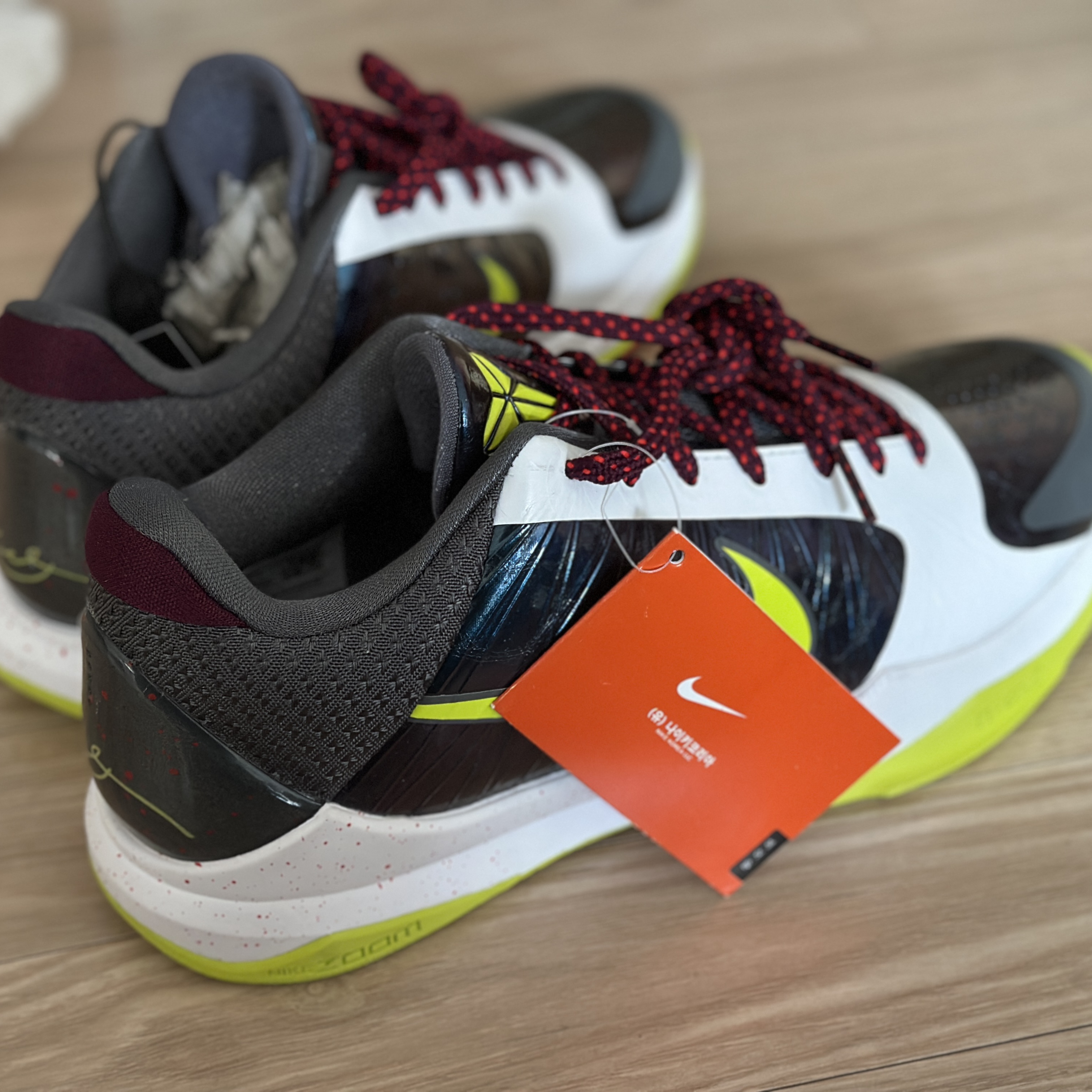 Nike Kobe 5 Protro Chaos 착용 스타일
