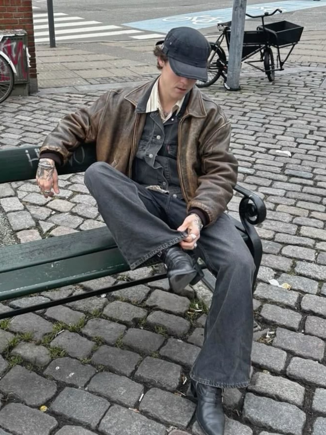 Full of Ssun Gunpocket Leather Jacket Brown, Uniqlo x JW Anderson Oxford Oversized Shirt Stripe Yellow - KR 착용 스타일 - 2