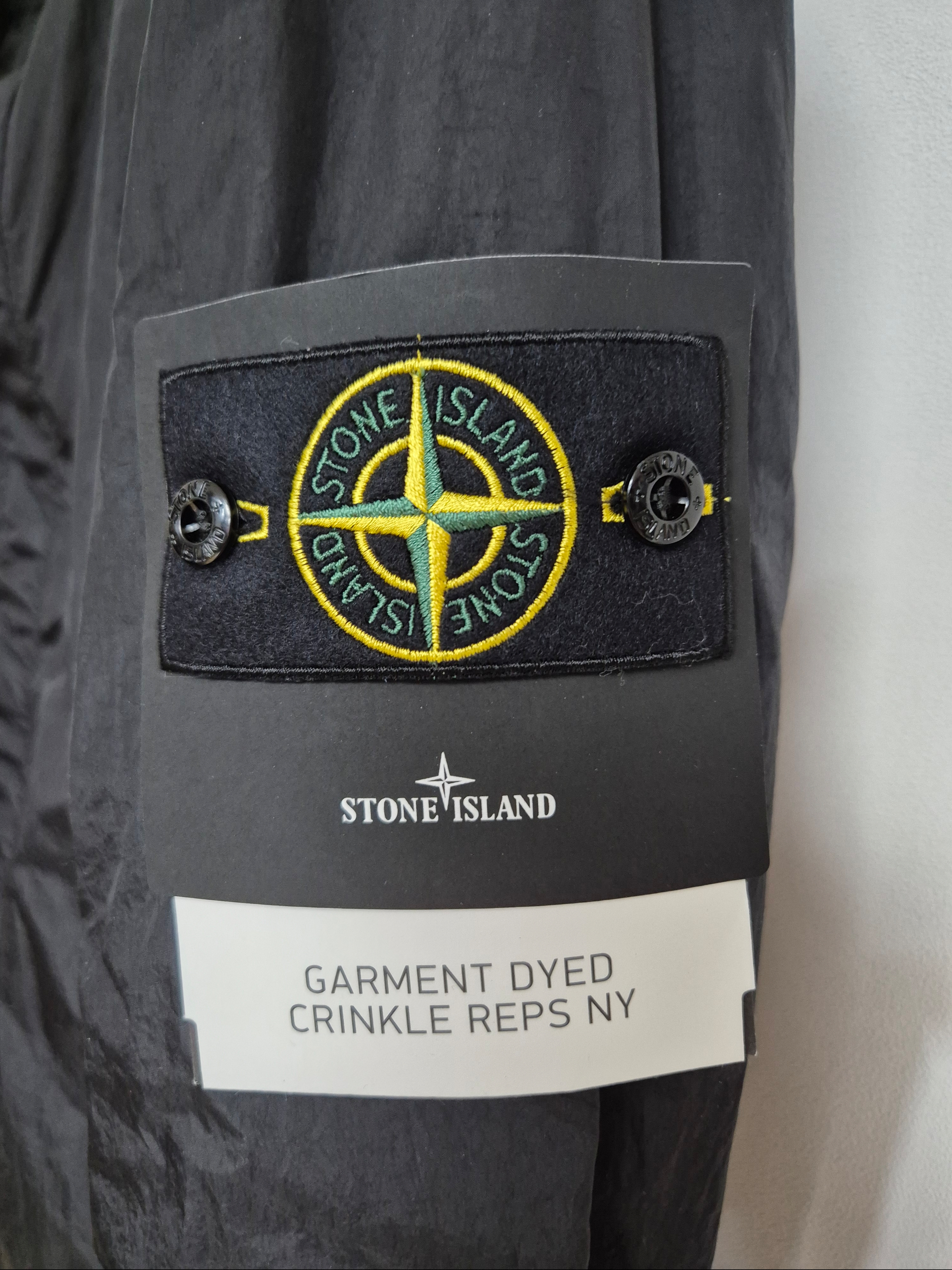 Stone Island S0A23 Crinkle Reps R-NY Wind Resistant Anti-Drop Hooded Jacket - 25SS 착용 스타일 - 5