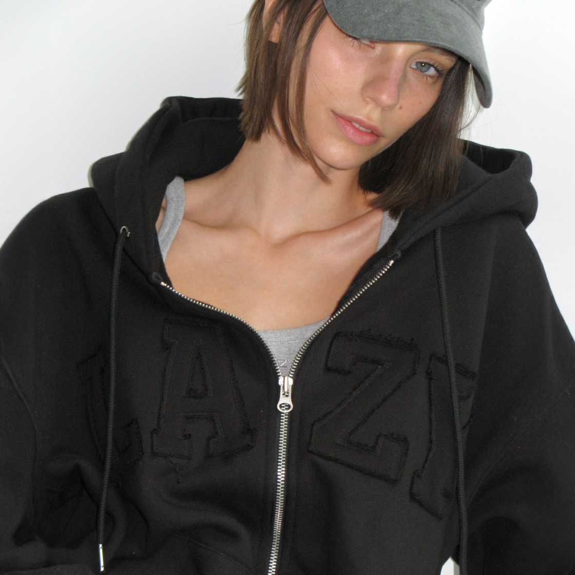 레이지지 레이지 그런지 패치 오버 핏 후드 집업 블랙(Lazyz Lazy Grunge Patch Over Fit Hood Zip-Up Black) - 4