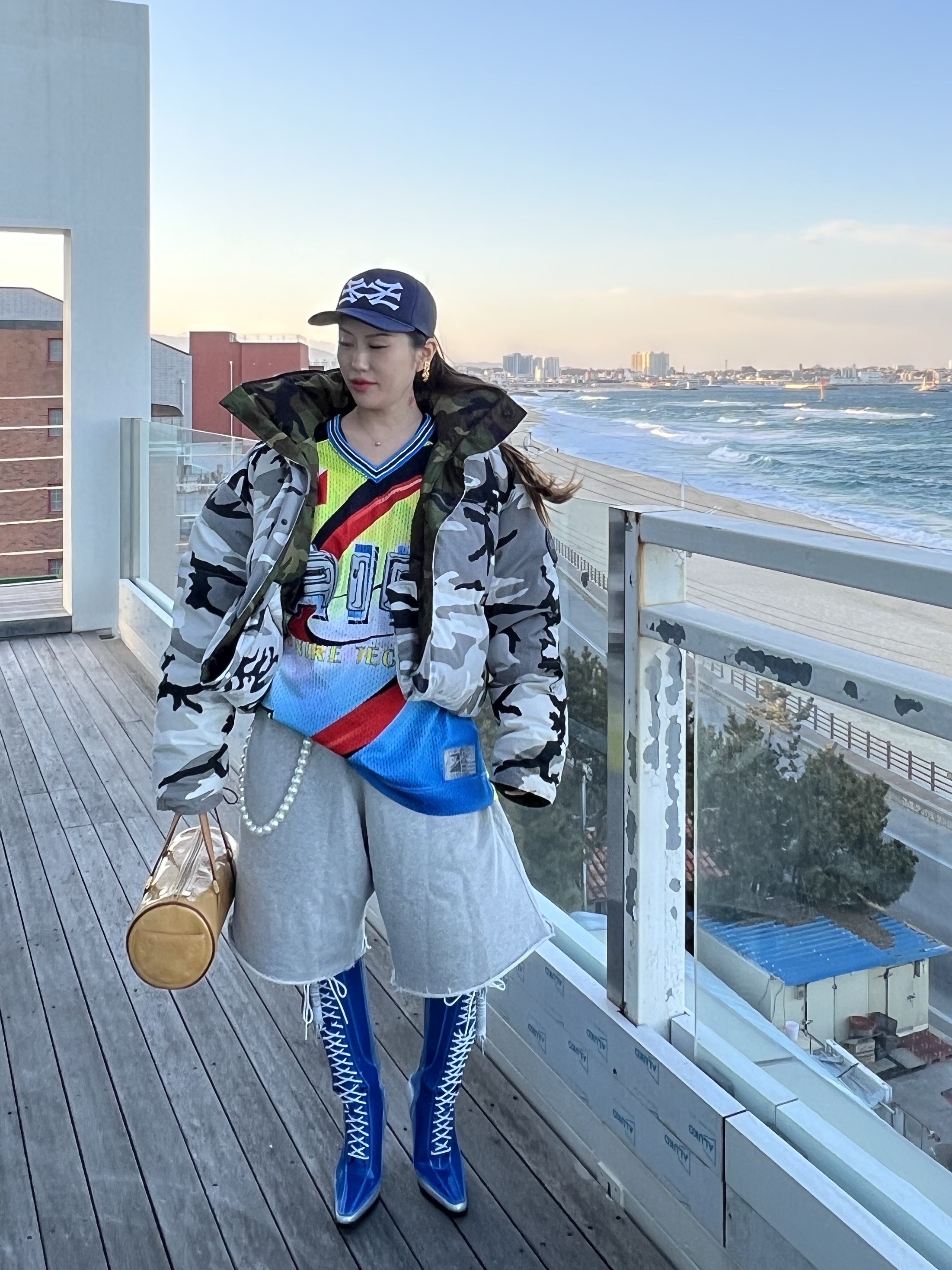 Nike x Cactus Plant Flea Market Reversible Hockey Jersey Yellow Blue 착용 스타일 - 1