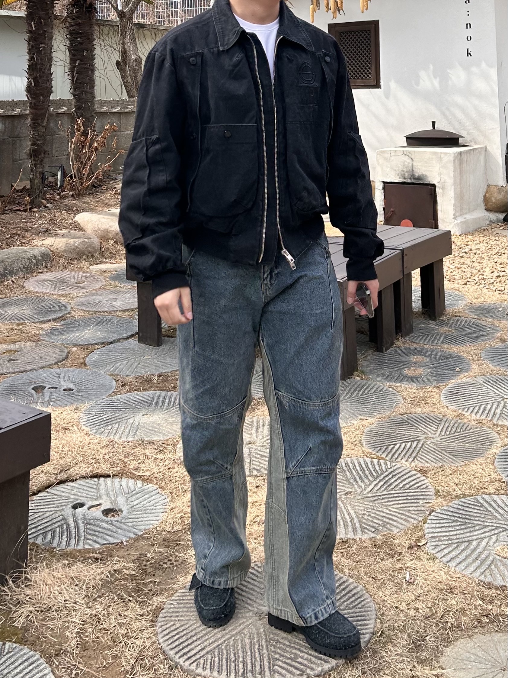 Timberland x Sculpstore 3-Eye Boat Shoes Black - Wide, ETCE Curved Panel Denim Pants Blue 착용 스타일