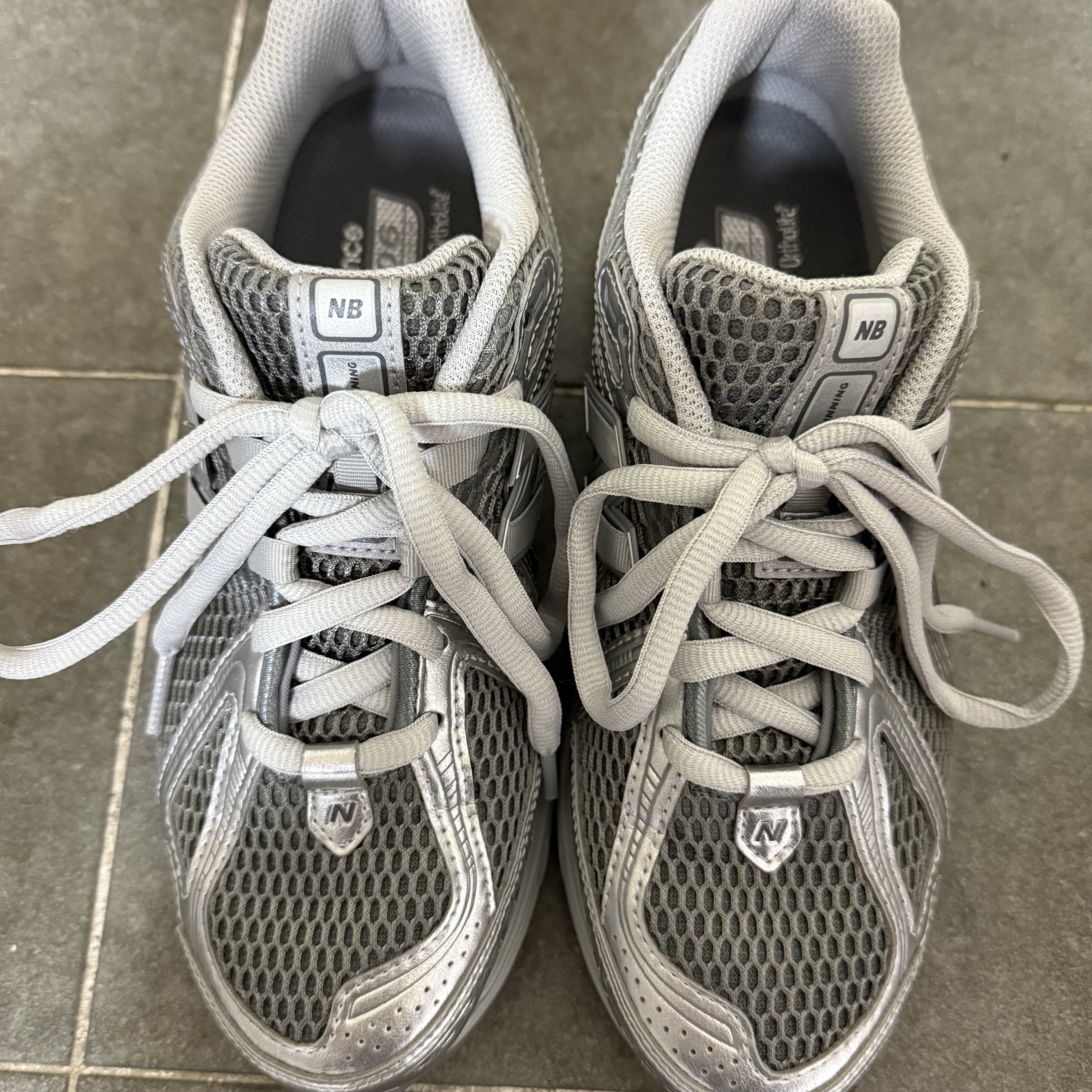New Balance 1906R Harbor Grey Silver Metalic 착용 스타일