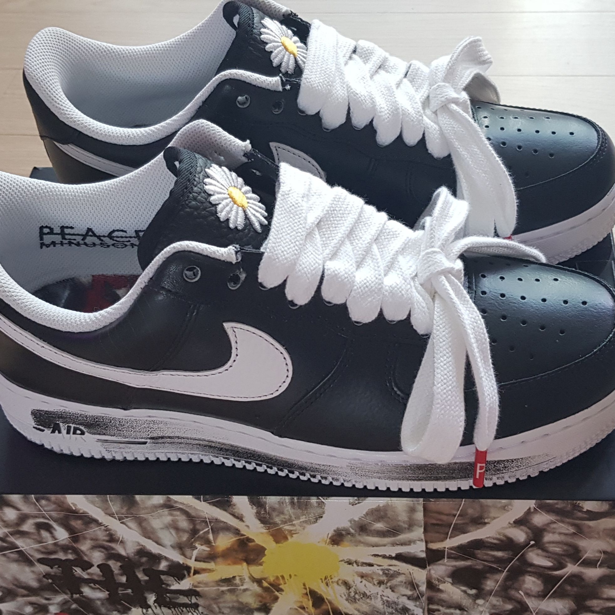 Nike x Peaceminusone Air Force 1 Low Para-Noise 착용 스타일