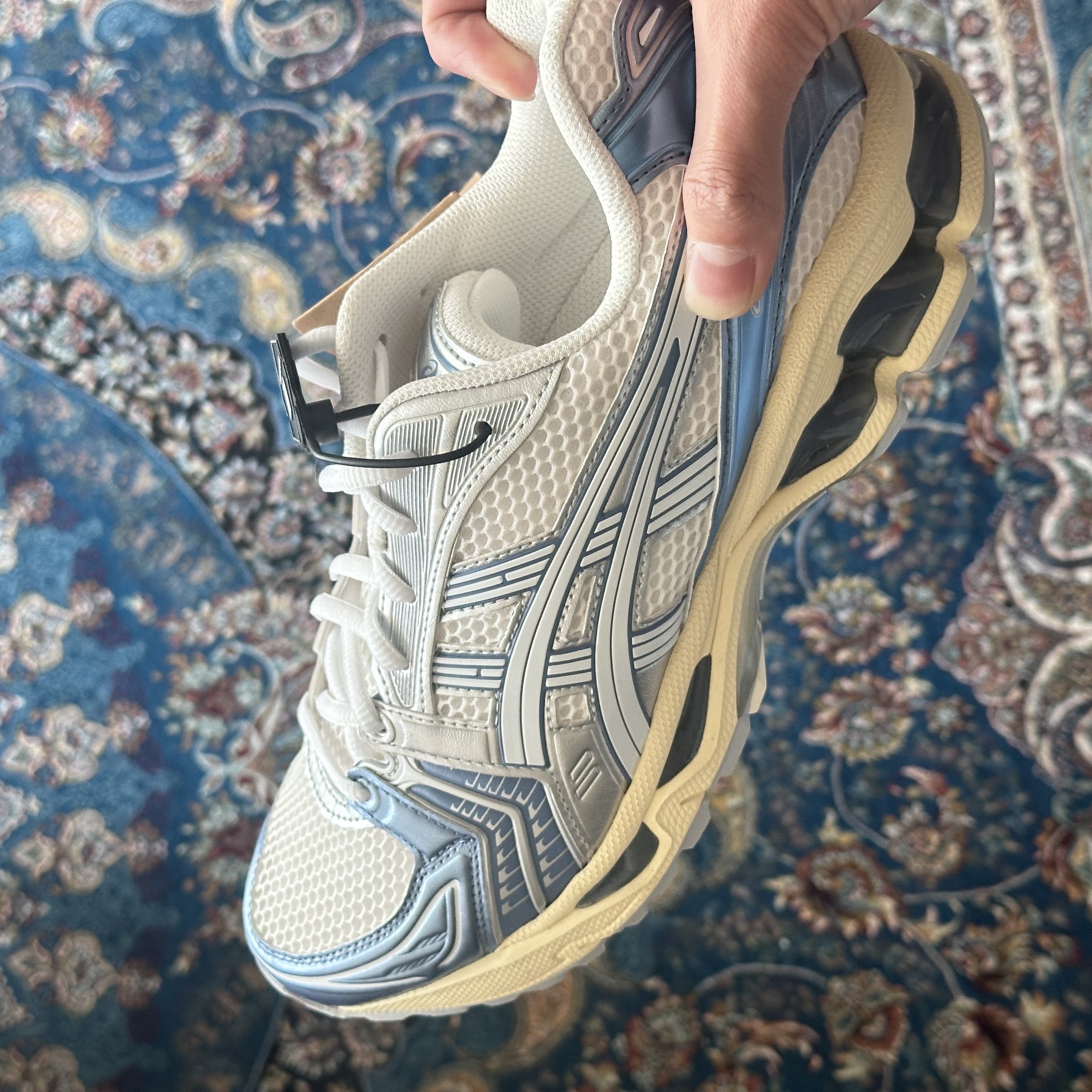 Asics Gel-Kayano 14 Metallic Blue 착용 스타일 - 1