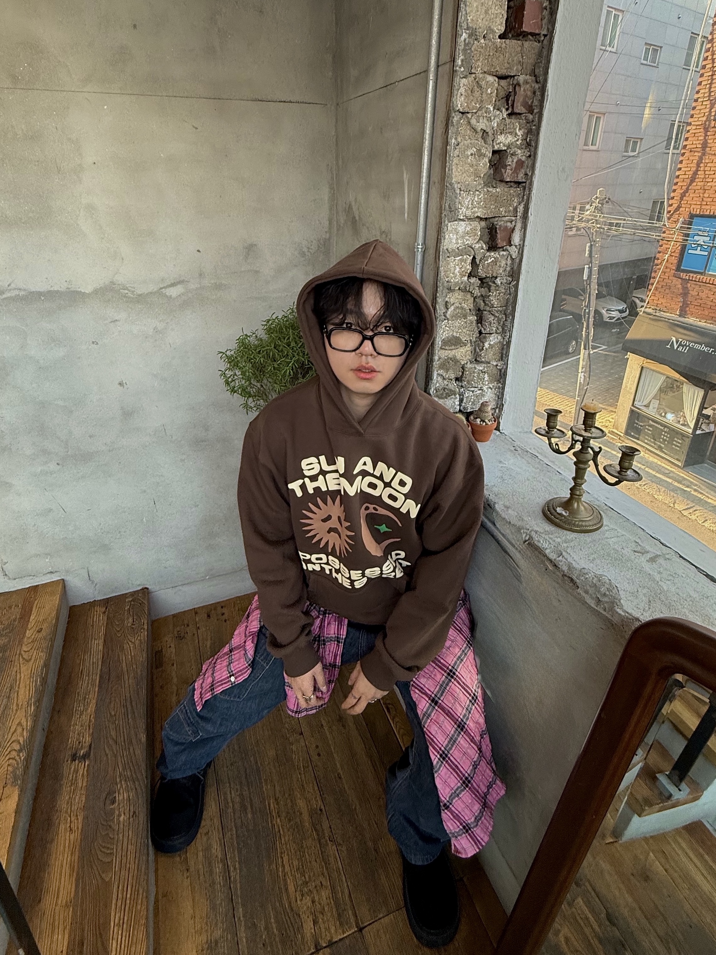 POTS All Day Hoodie Brown, Gentle Monster x Maison Margiela MM114 Black Clear 착용 스타일 - 6