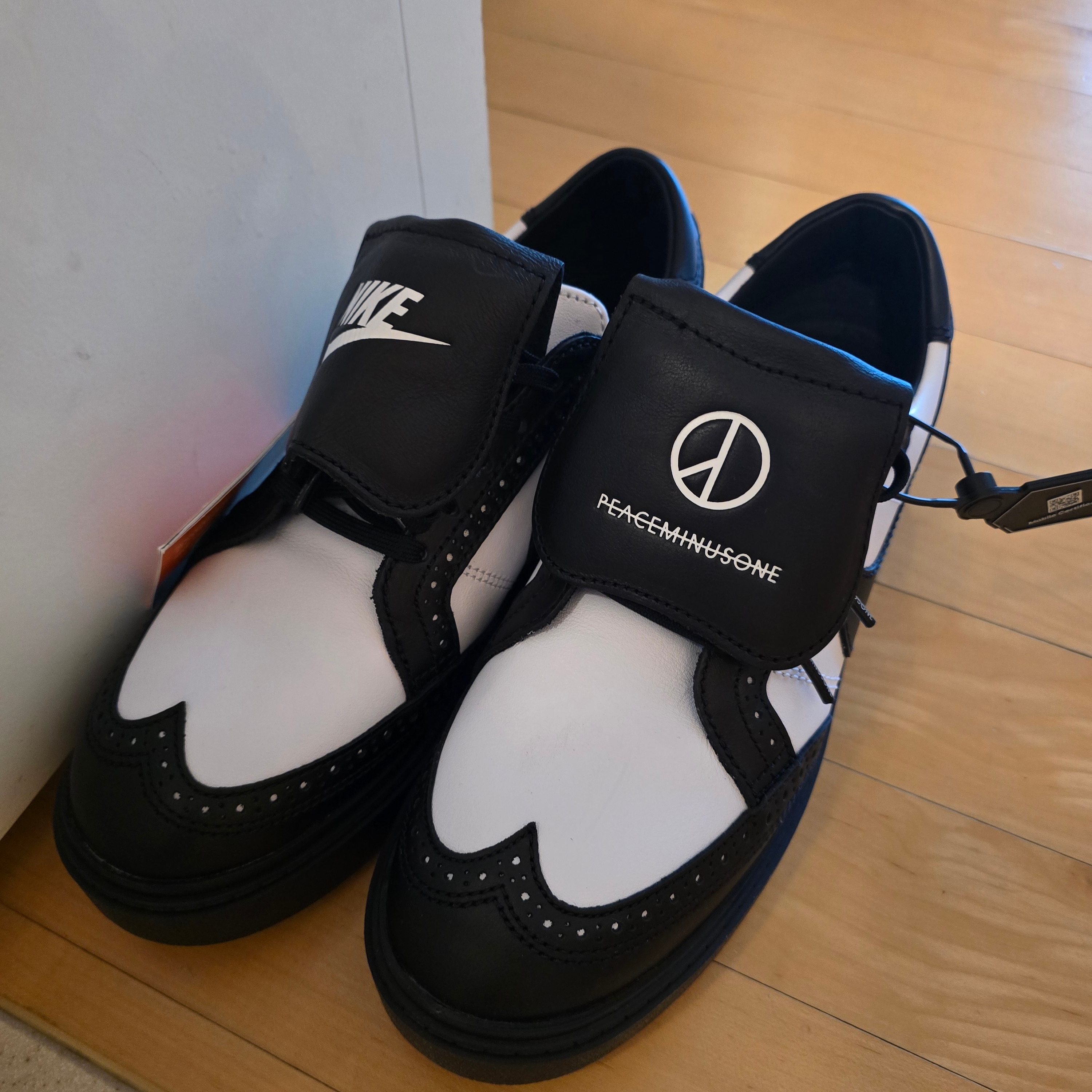 Nike x Peaceminusone Kwondo1 Black and White 착용 스타일 - 2
