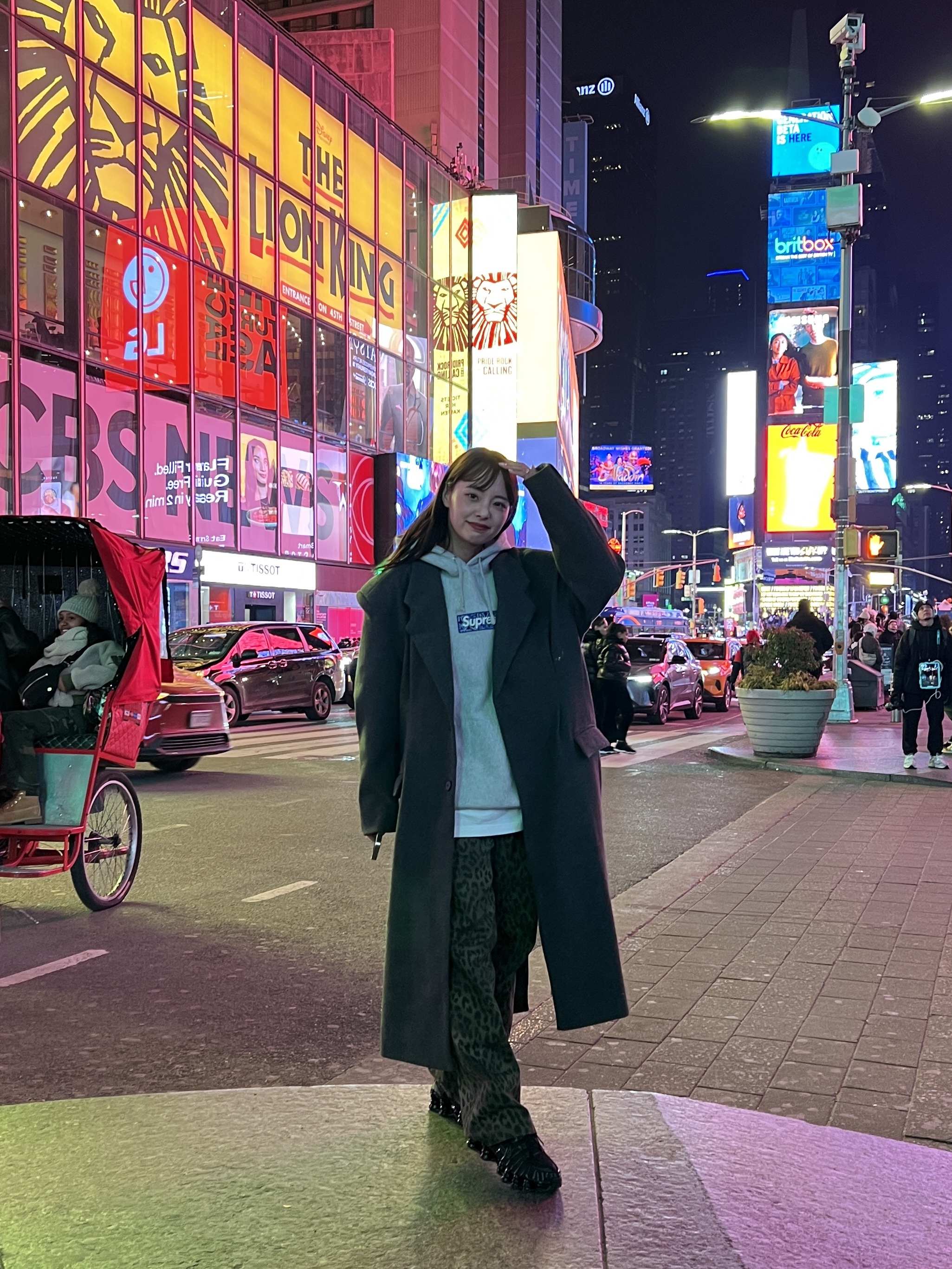 (W) 나이키 샥스 TL 블랙 앤 맥스 오렌지, 슈프림 반다나 박스로고 후드 스웨트셔츠 헤더 그레이 - 19FW 착용 스타일 - 3