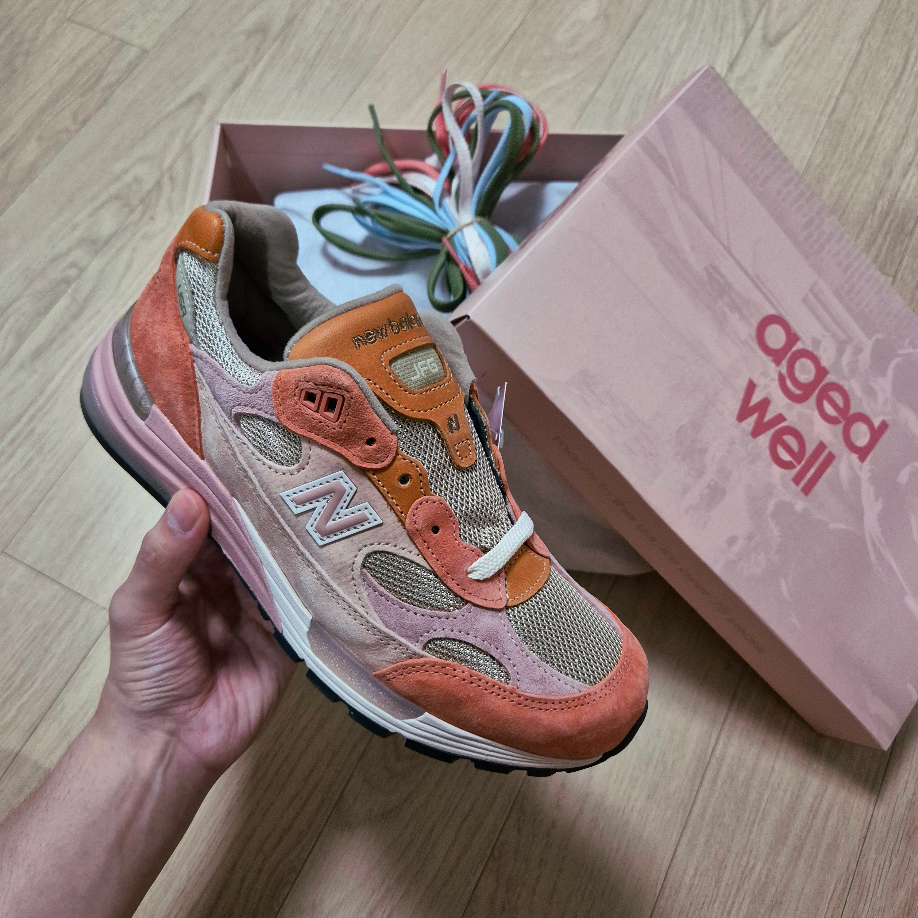 New Balance x Joe Freshgoods 992 Made in USA Aged Well 착용 스타일