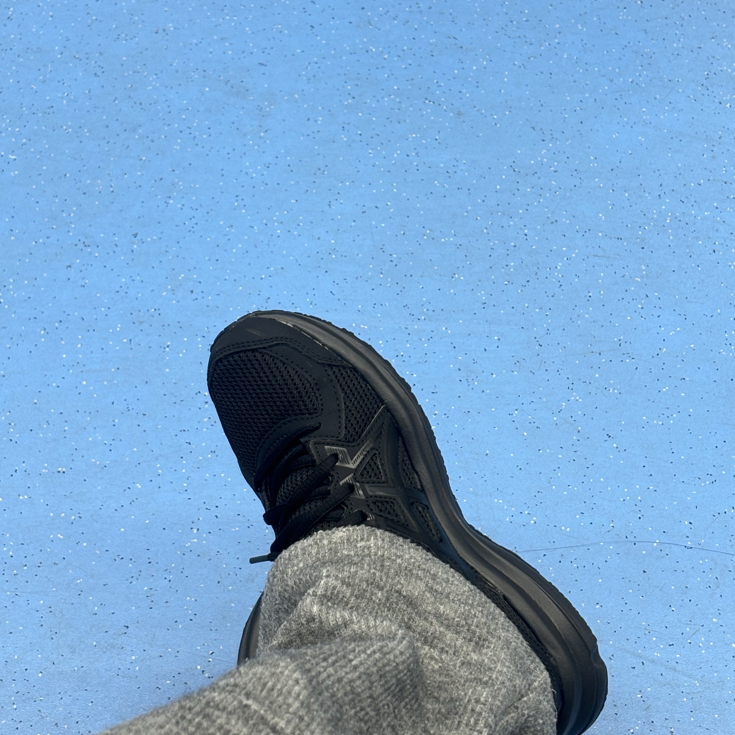Asics Jog 100 2 Black 착용 스타일