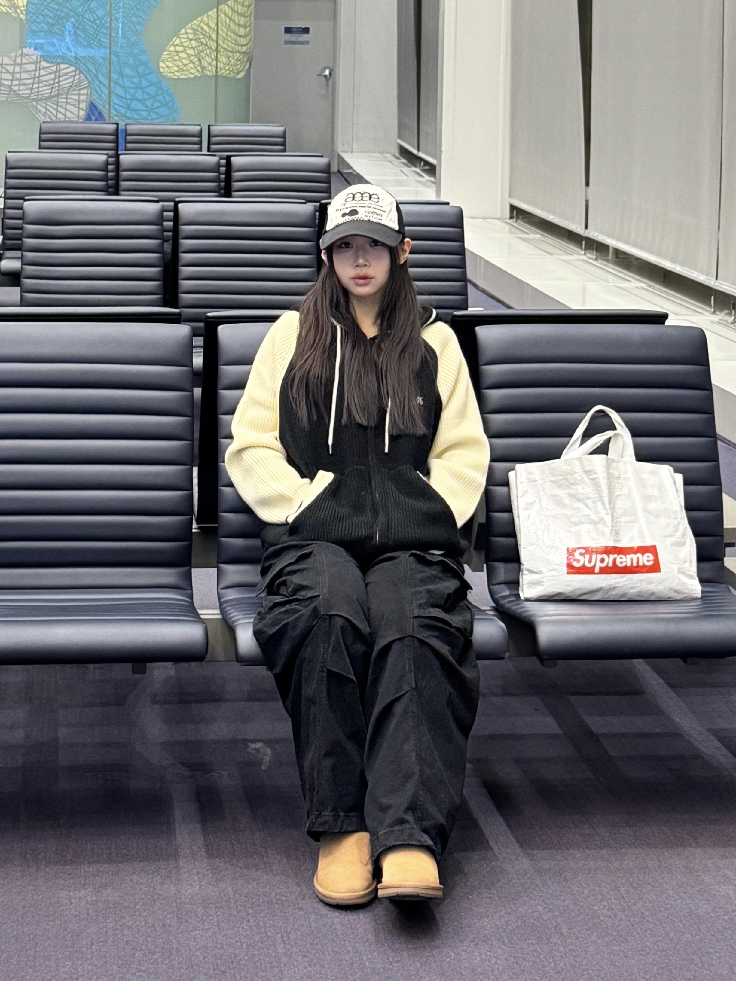 Aeae Web Logo Mesh Cap Black, (W) UGG Classic Short II Boots Chestnut 착용 스타일 - 1