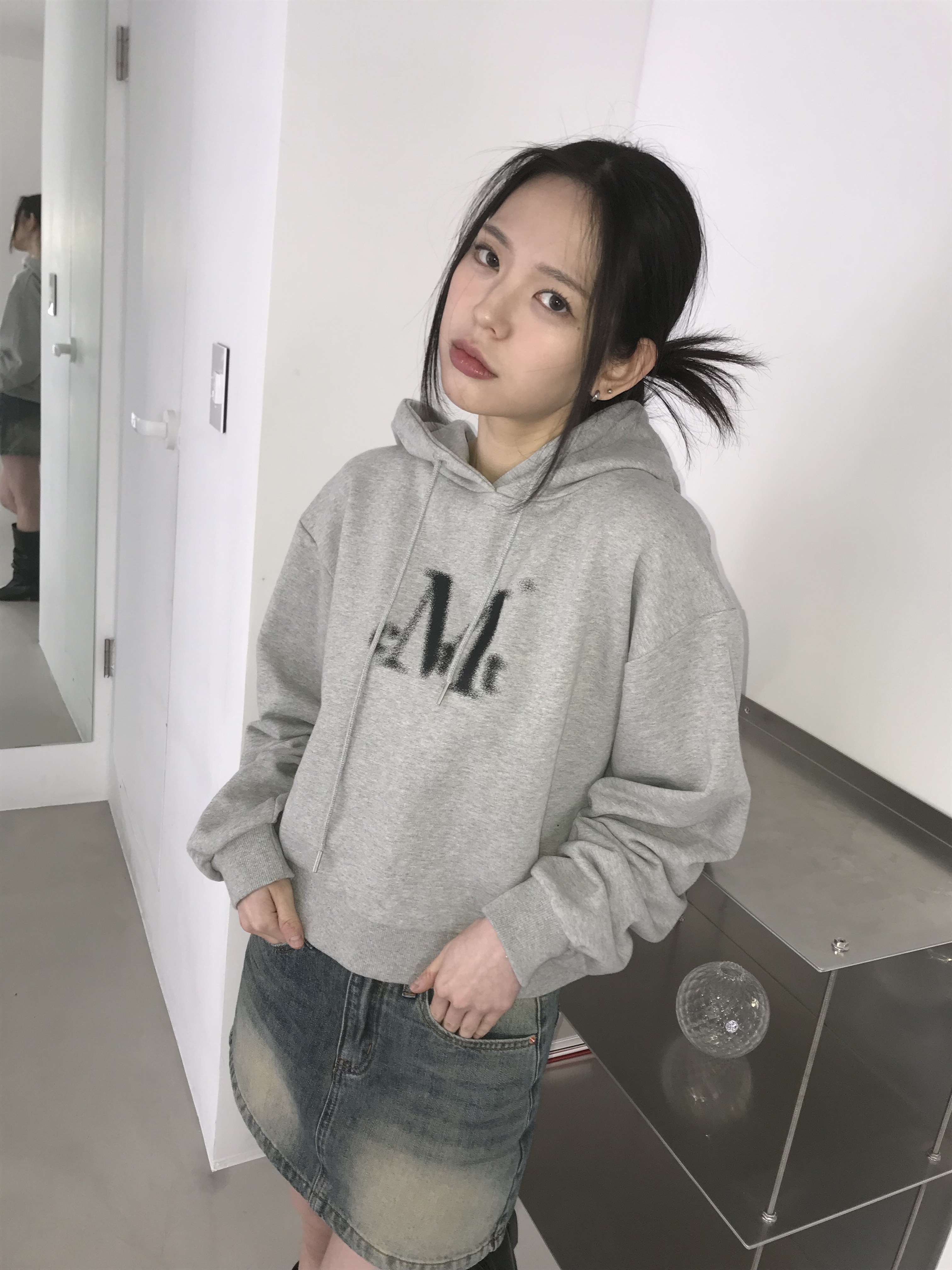 MUCENT Spray Logo Hood T Gray, MUCENT Adventure Camo Back Pack Khaki 착용 스타일 - 1