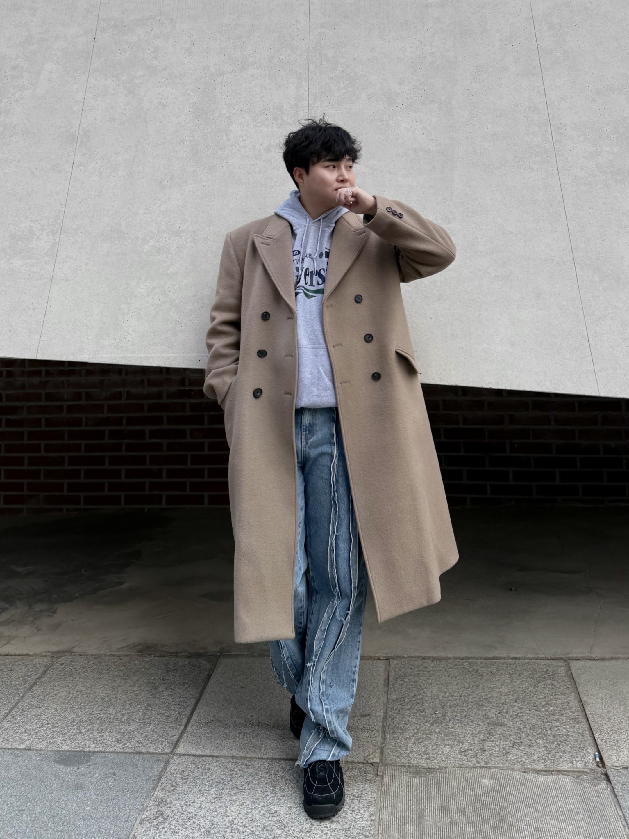 Gildan X EMEM Riverside Hoodie Gray 착용 스타일 - 6