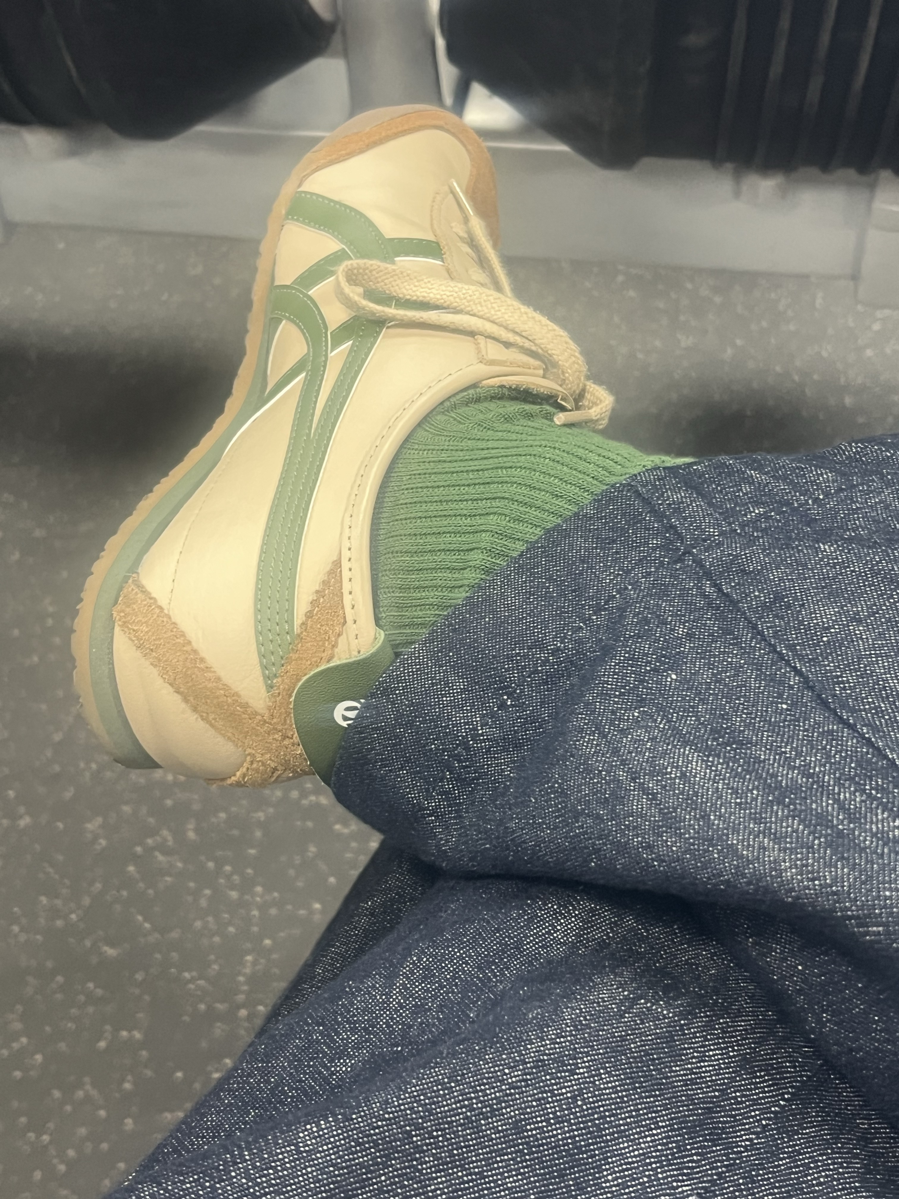Onitsuka Tiger Mexico 66 Beige Grass Green 착용 스타일 - 5