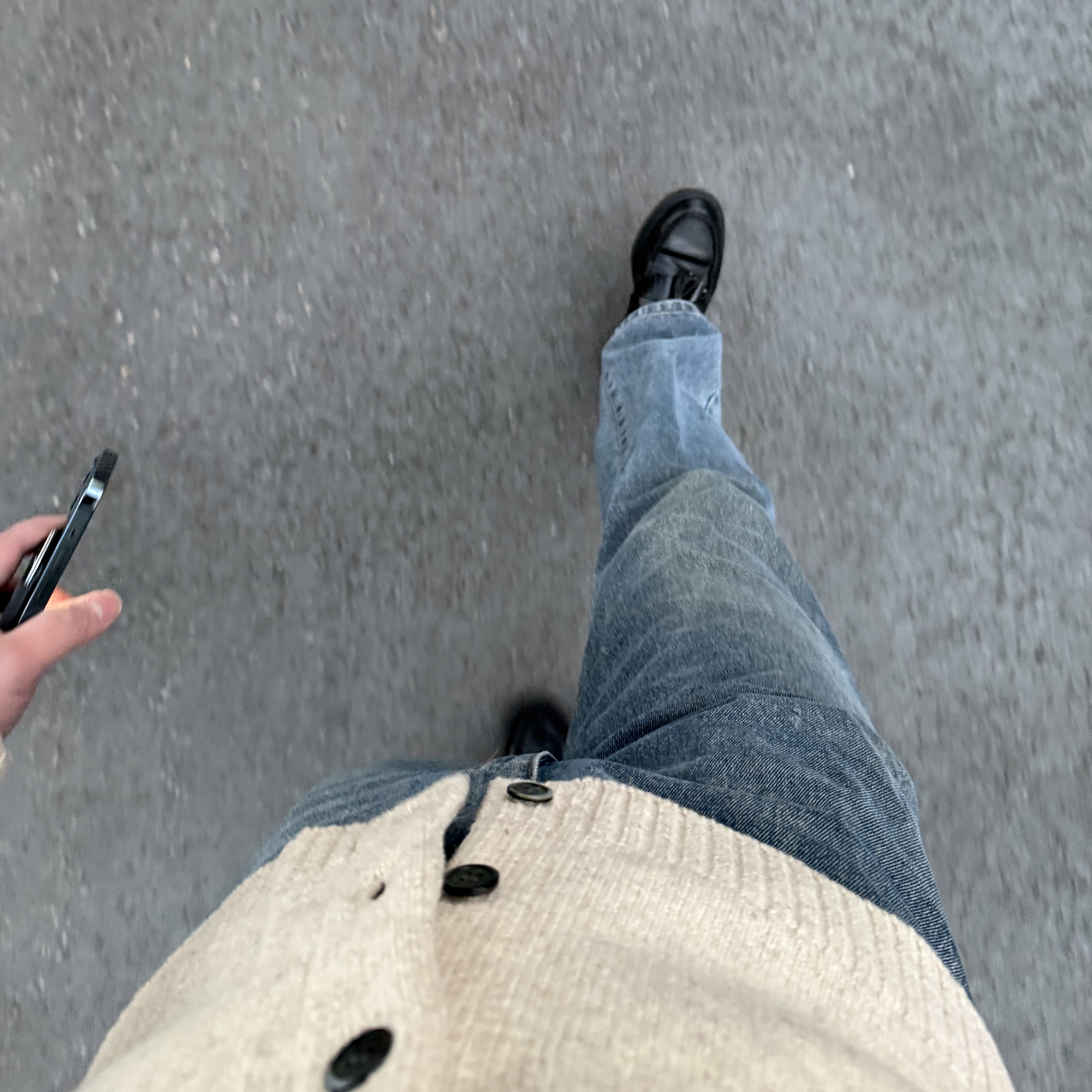 Kapital 5G Wool Bone Short Cardigan Kinari 착용 스타일 - 1