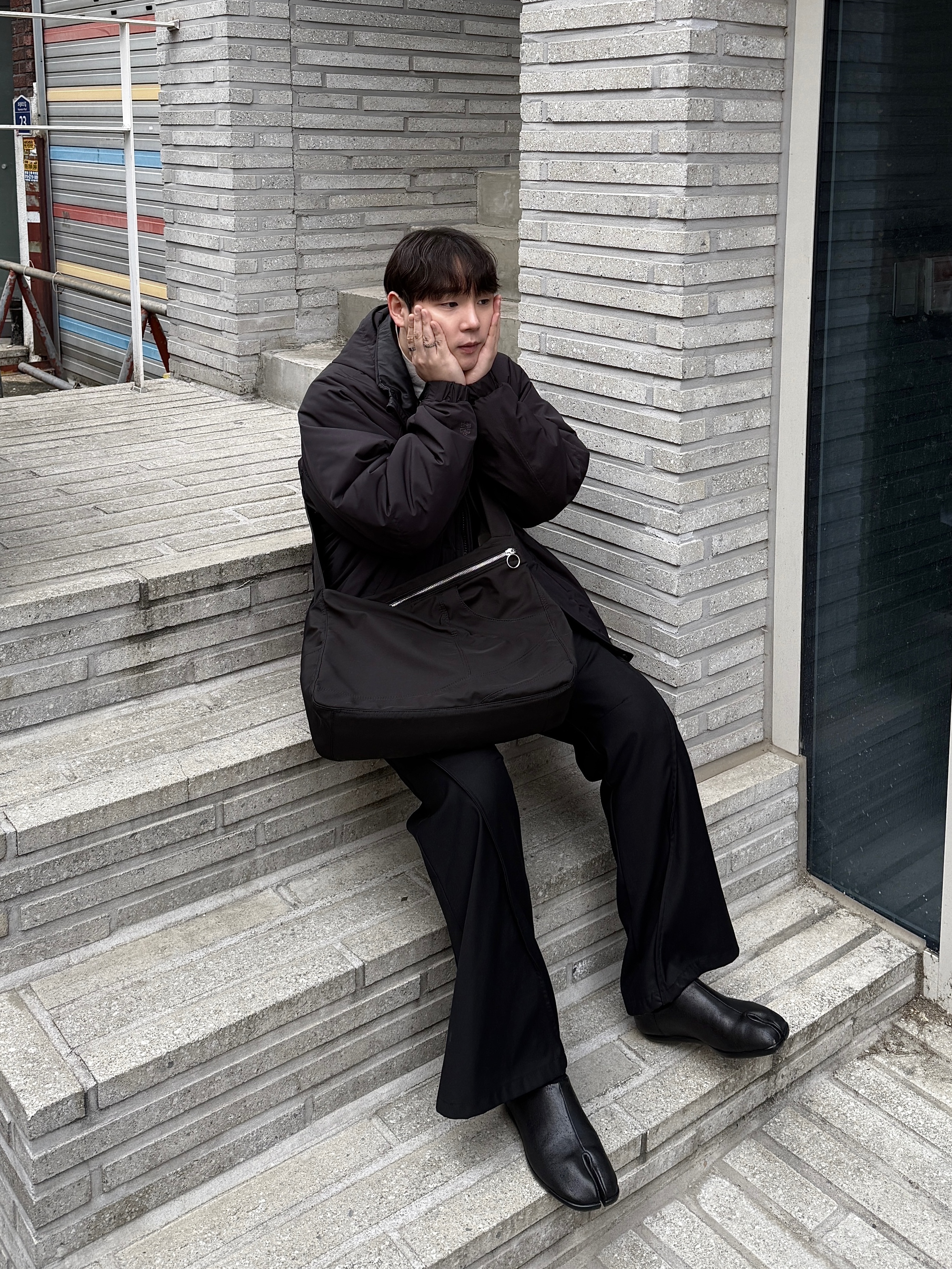 Polyteru Human Index Human Loosed Half Zip Knit Gray, Maison Margiela Slip-On Tabi Shoes Black 착용 스타일 - 2