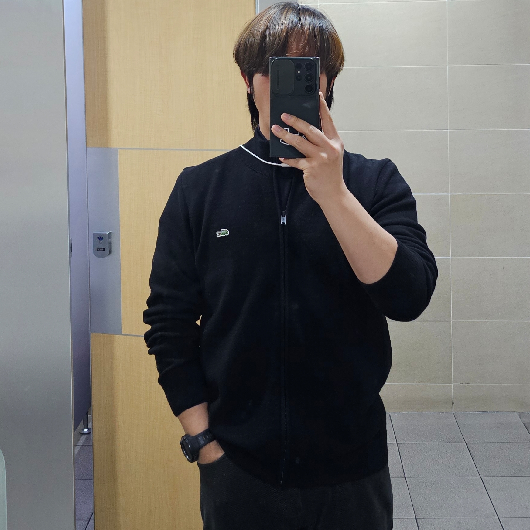 Lacoste High-Neck Zip-Up Cardigan Black 착용 스타일