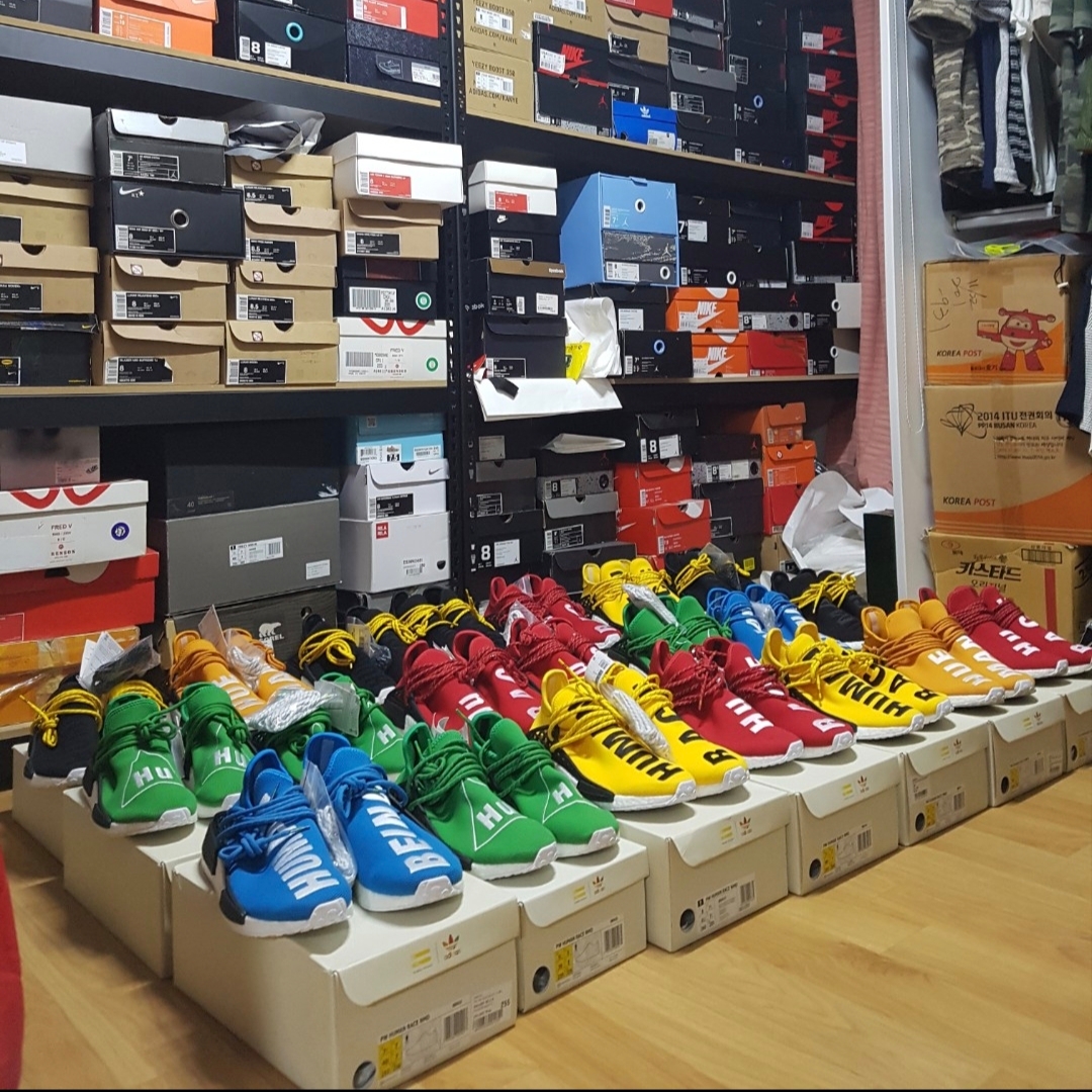 Adidas x Pharrell Williams Hu NMD Yellow, Adidas x Pharrell Williams Hu NMD Green 착용 스타일