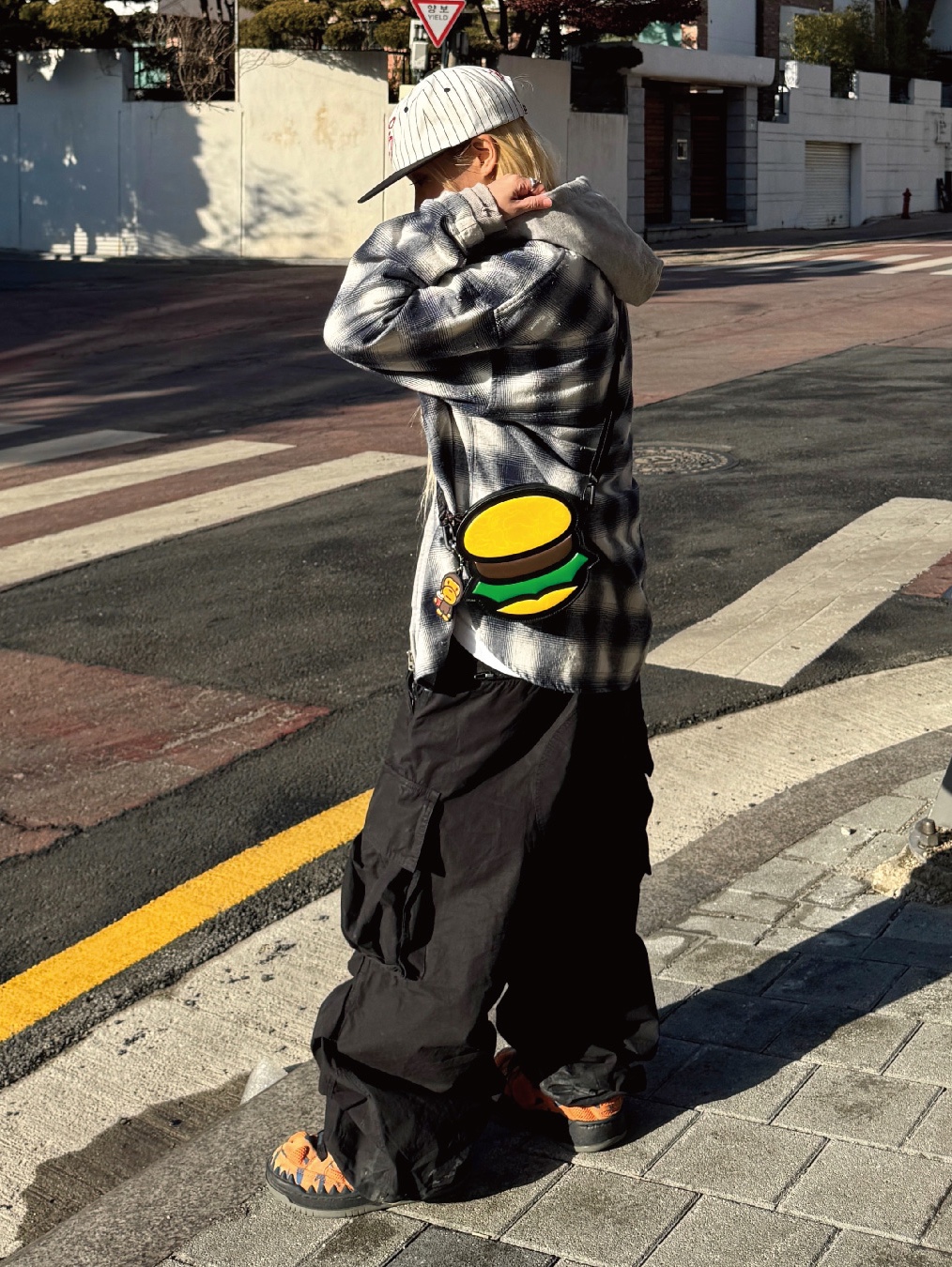 ersco Stripe Wave Logo Cap Black 착용 스타일 - 3