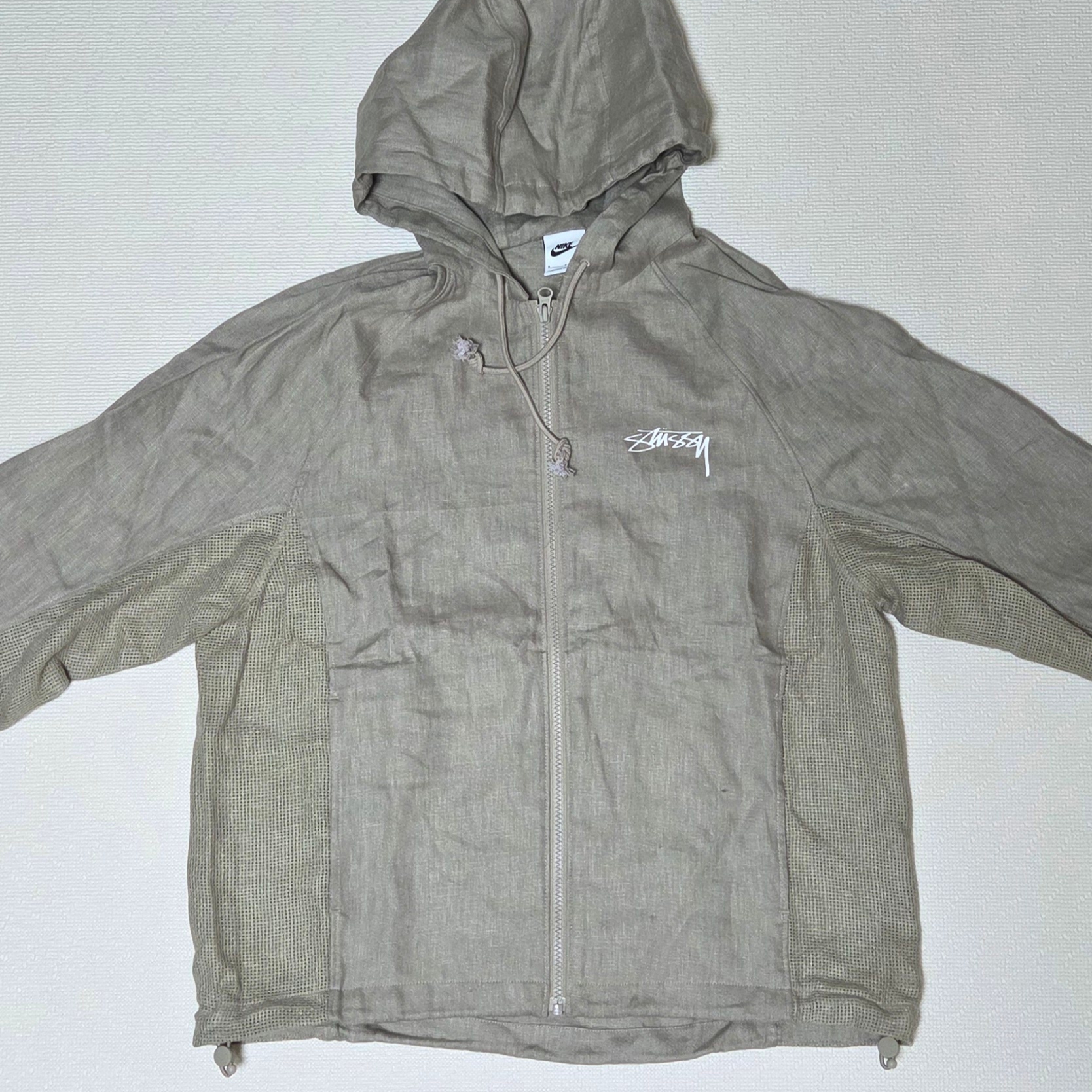 Nike x Stussy Linen Shell Jacket Chino (FZ5751-263) 착용 스타일 - 1