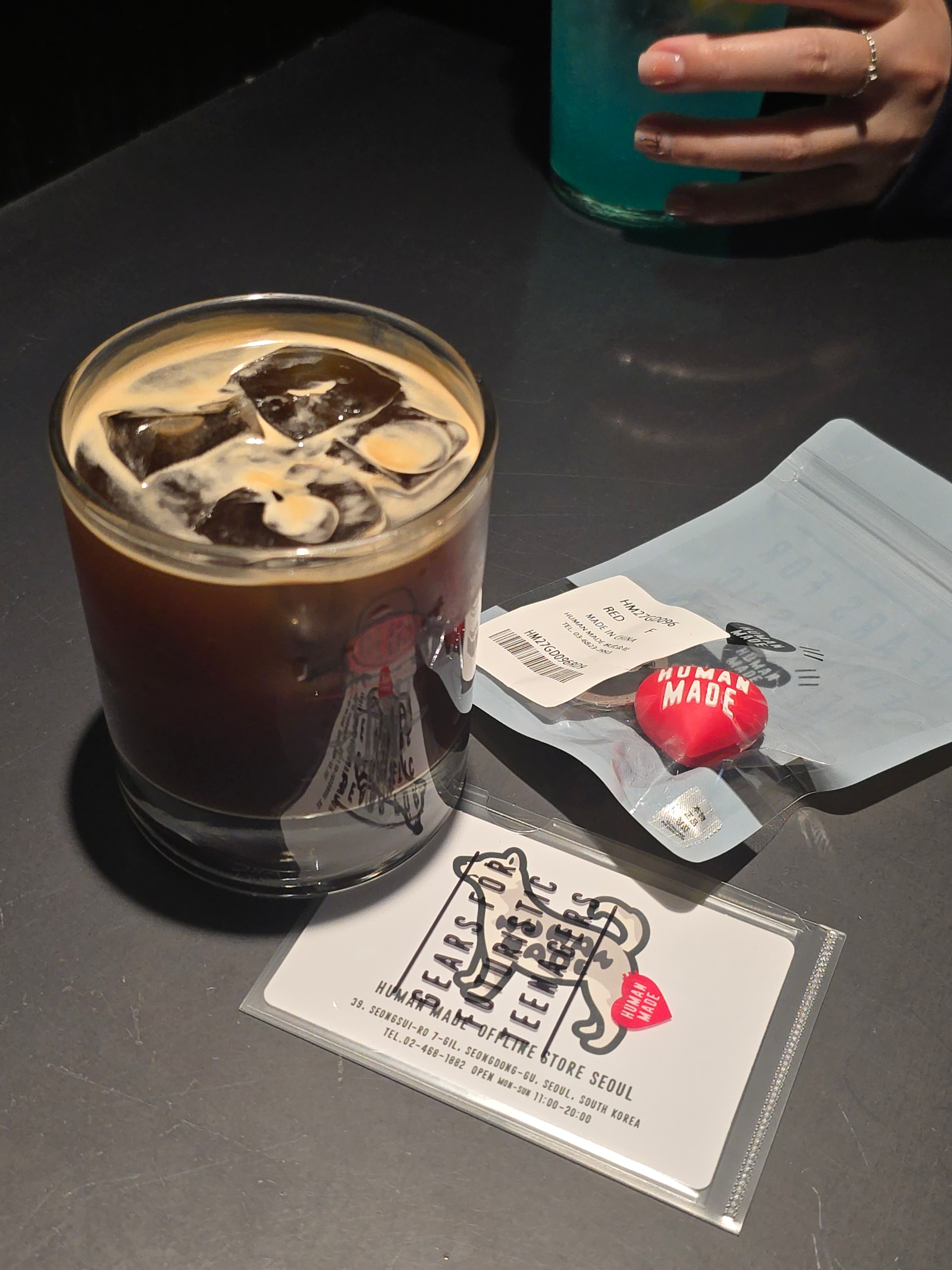 Human Made Heart Rubber Key Chain Red, Human Made Heart Rubber Key Chain Blue 착용 스타일 - 5