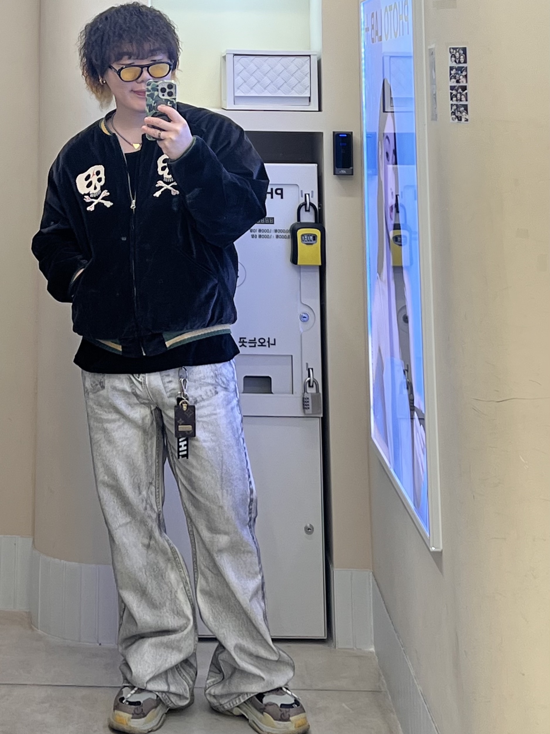 Kapital Velveteen Sulfide Souvenir Rain Skull Jacket Black, Balenciaga x Gucci The Hacker Project Triple S Sneakers Beige Ebony GG Supreme Yellow Green 착용 스타일