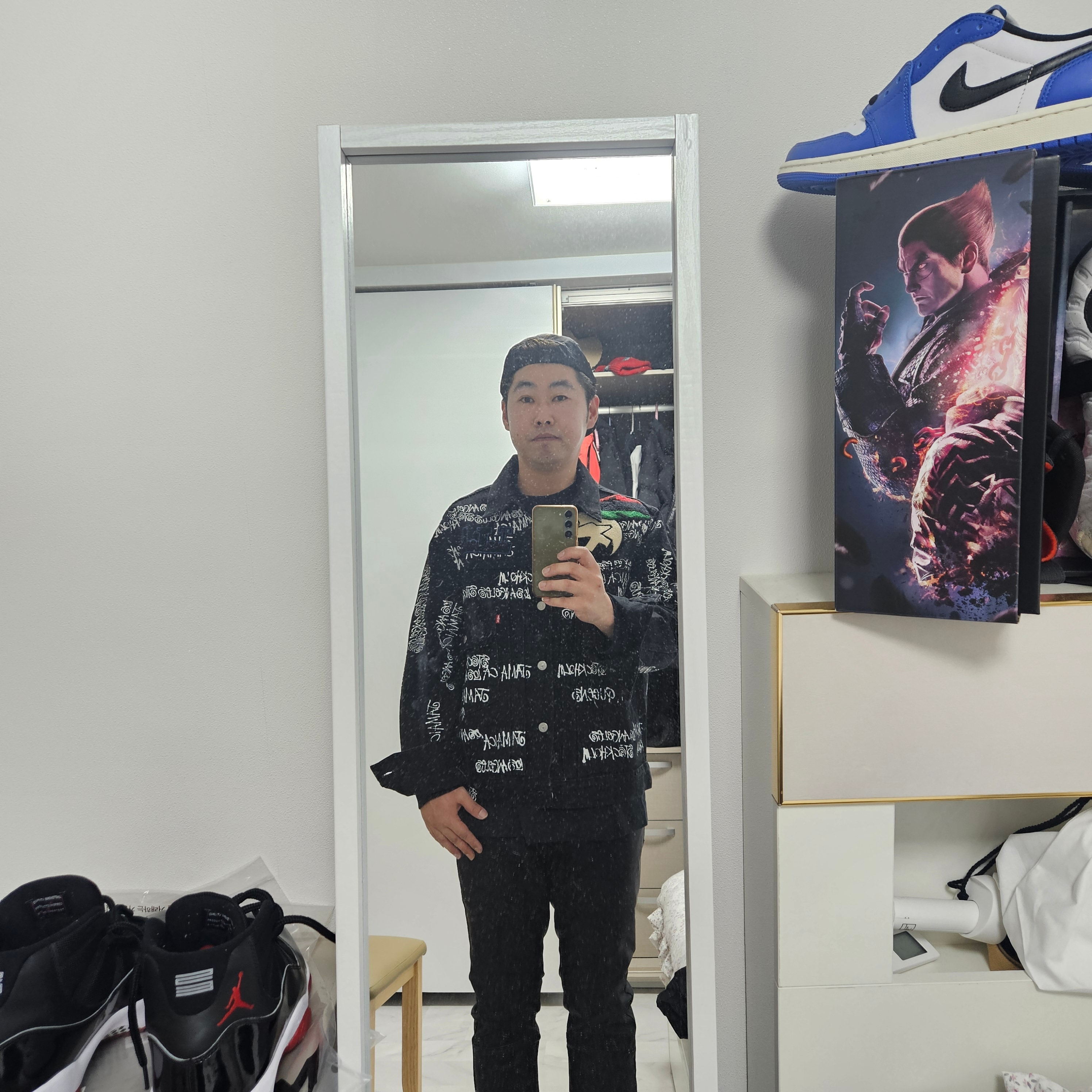 나이키 x 피스마이너스원 롱슬리브 티셔츠 블랙 (DR0098-010), 스투시 x 아워레가시 x 데님 티어스 TTL 데님 자켓 블랙 착용 스타일 - 2