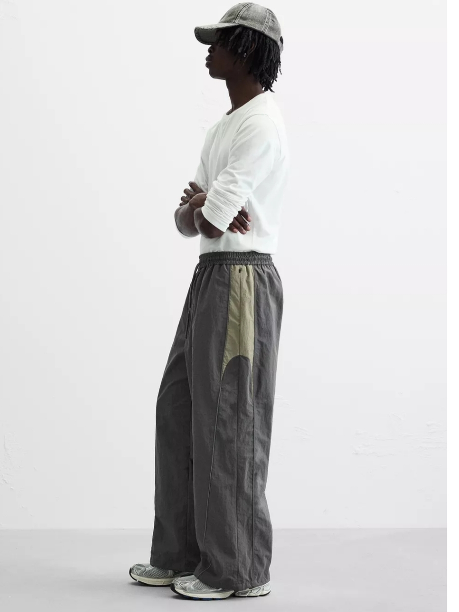 Zara Colour Block Technical Joggers Dark Grey 착용 스타일