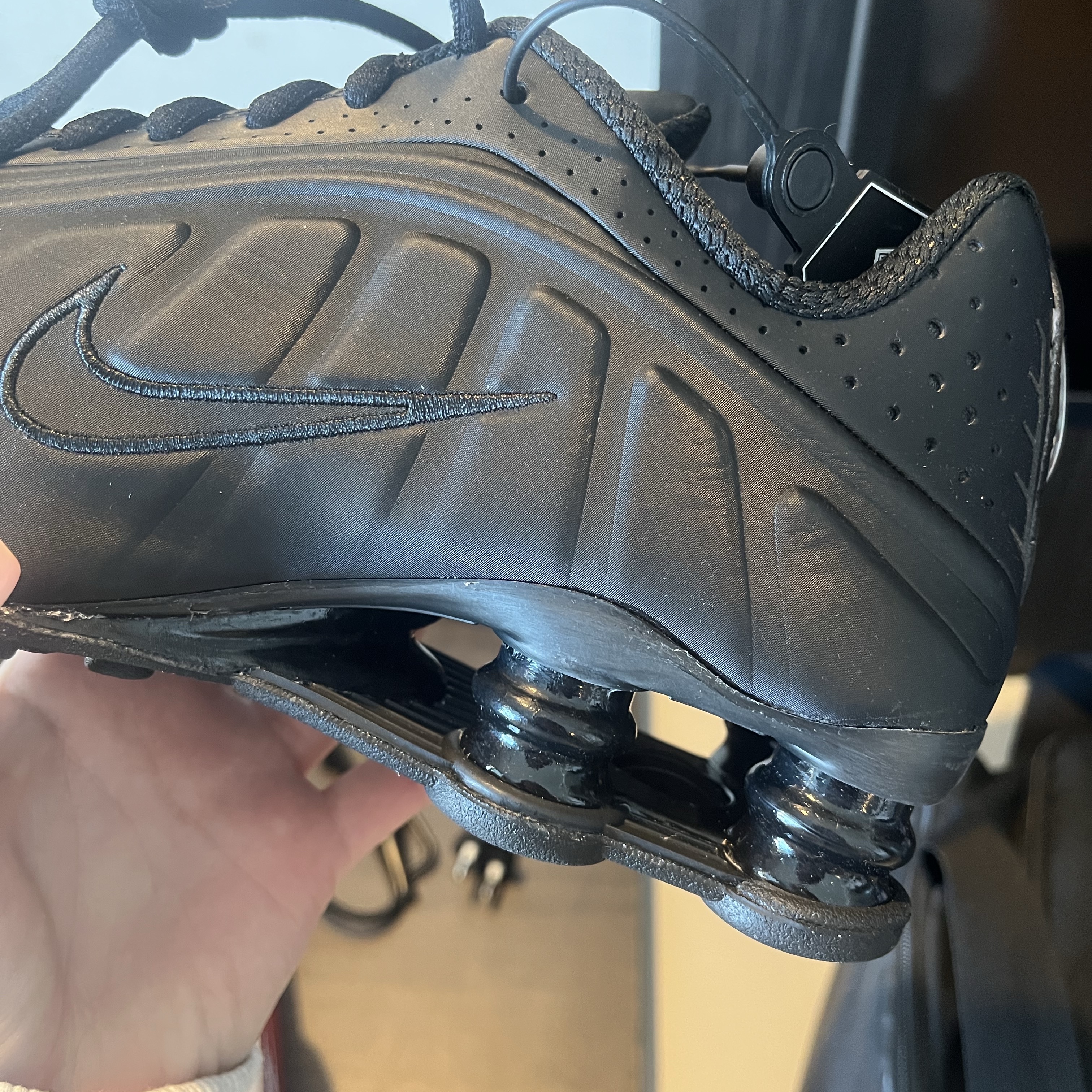 (W) Nike Shox R4 Black 착용 스타일